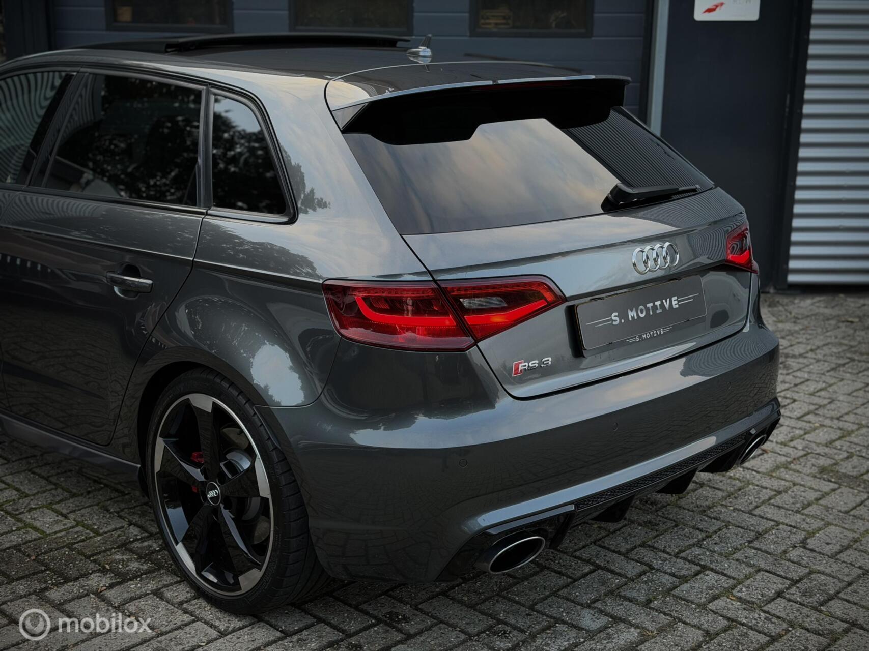 Foto van Audi RS 3 Sportback