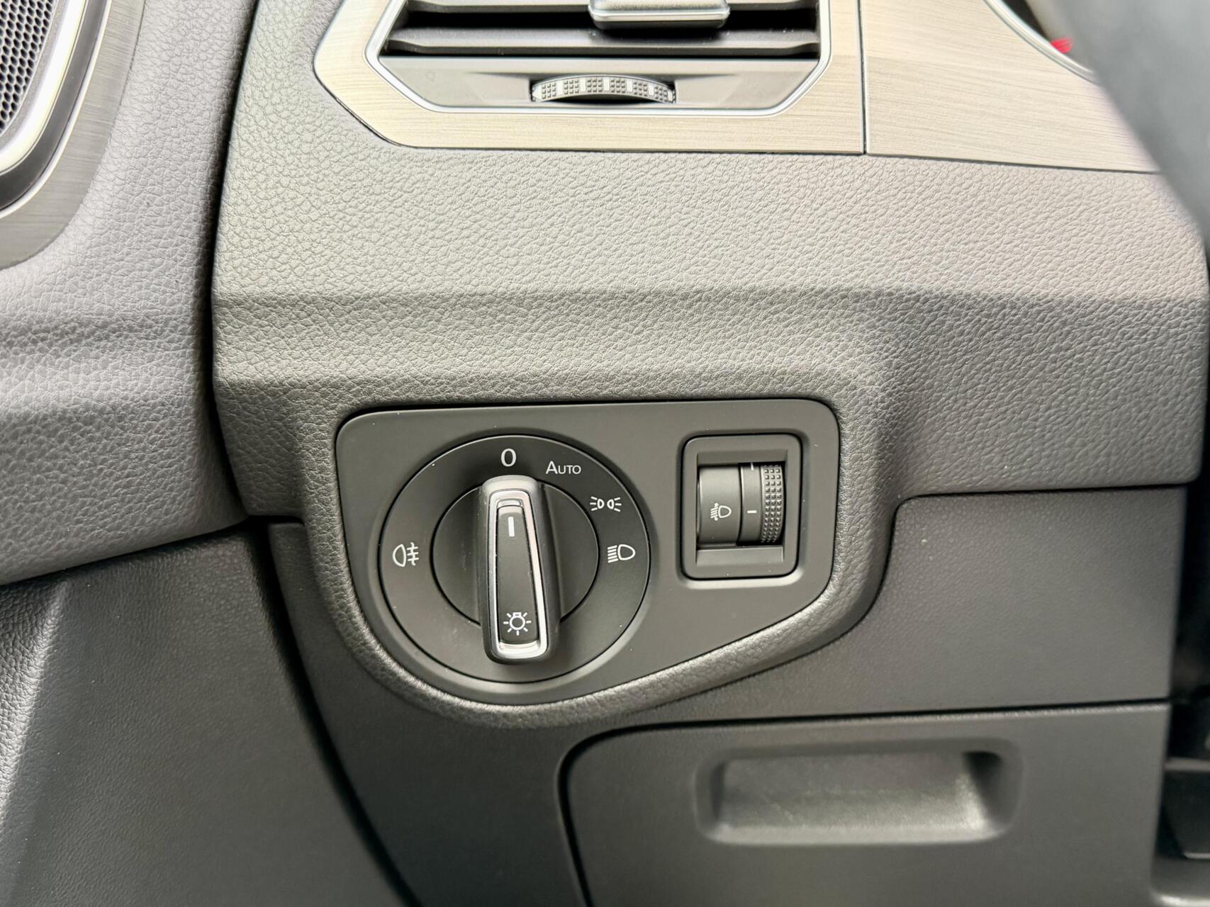 Foto van Volkswagen Golf Sportsvan