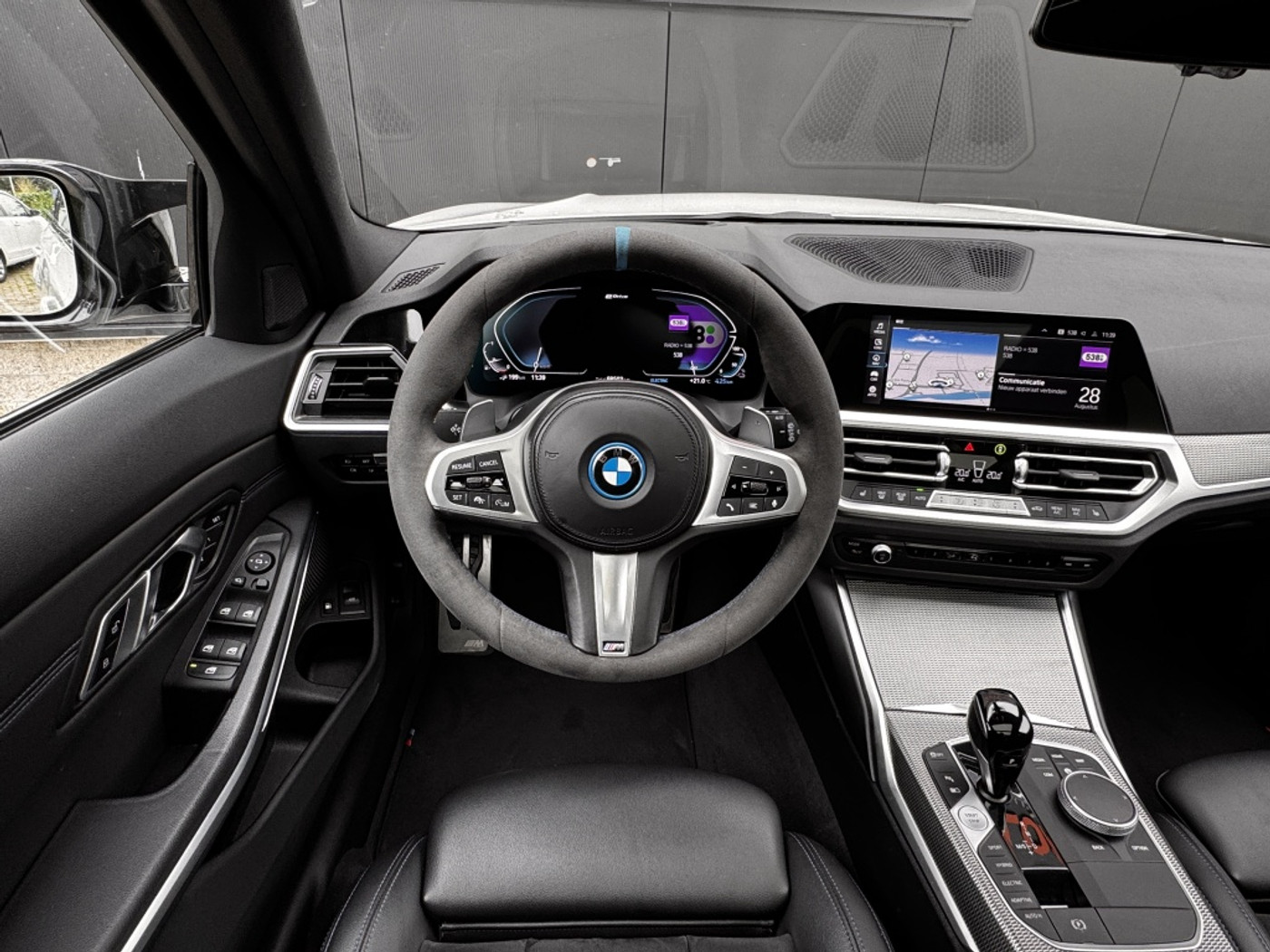 Foto van BMW 330e