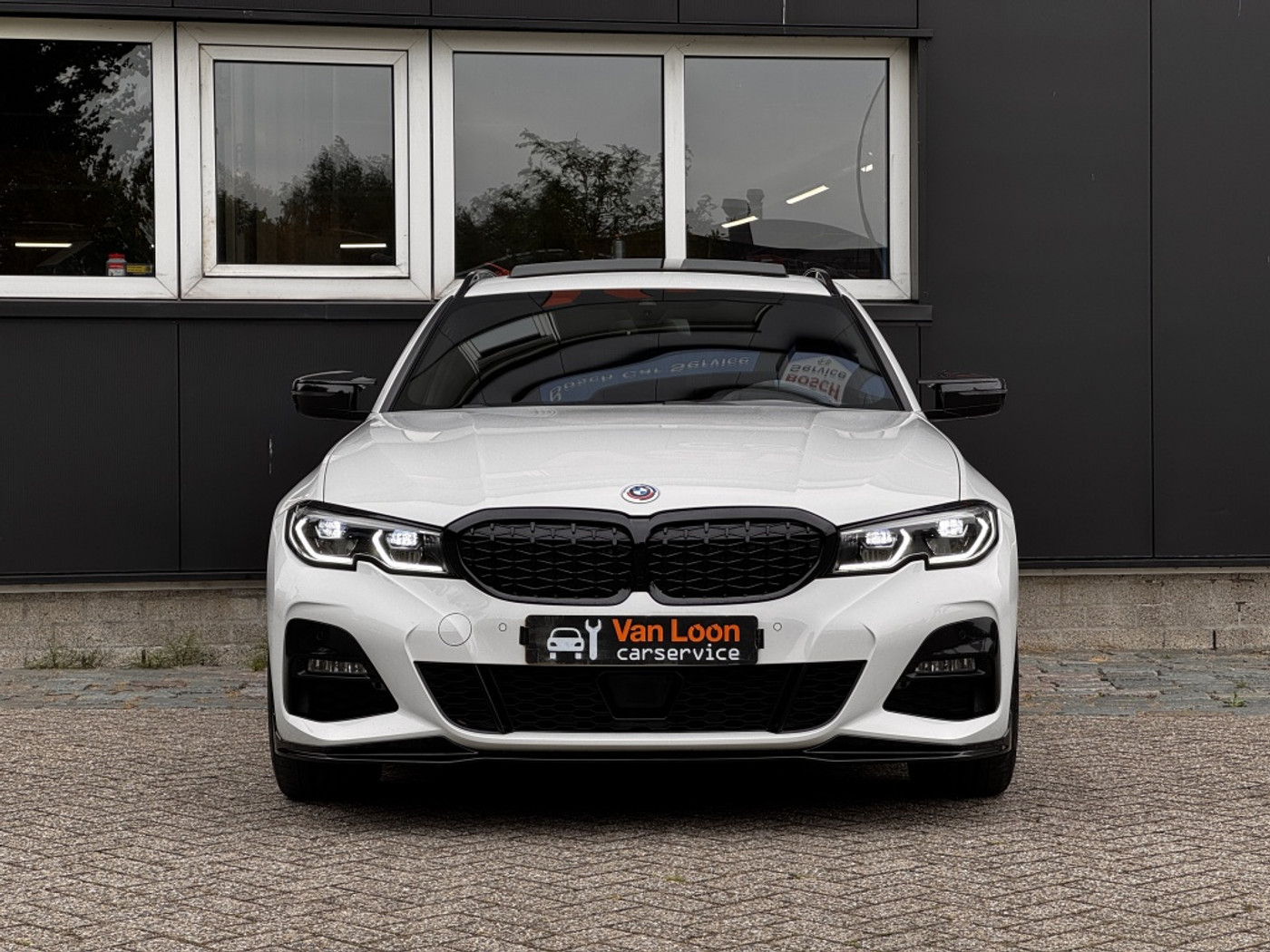 Foto van BMW 330e