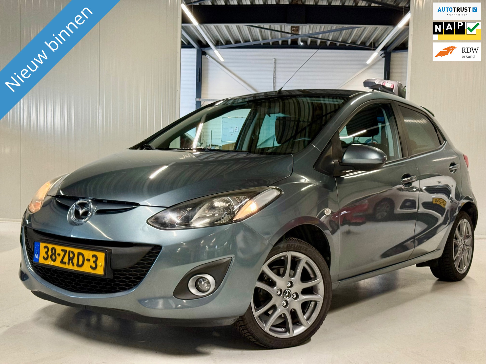 Mazda Mazda 2 1.3 GT |Airco|2013| LM Velgen! 2013 - voorkant