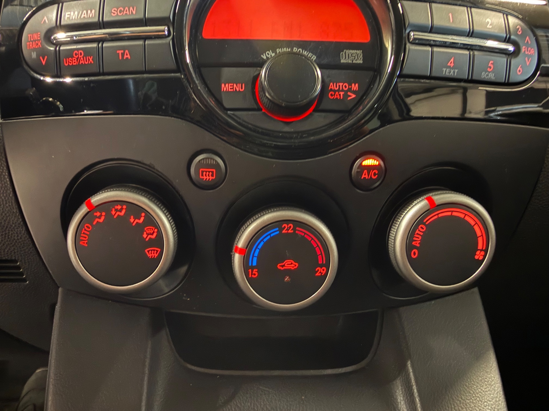 Foto van Mazda Mazda 2
