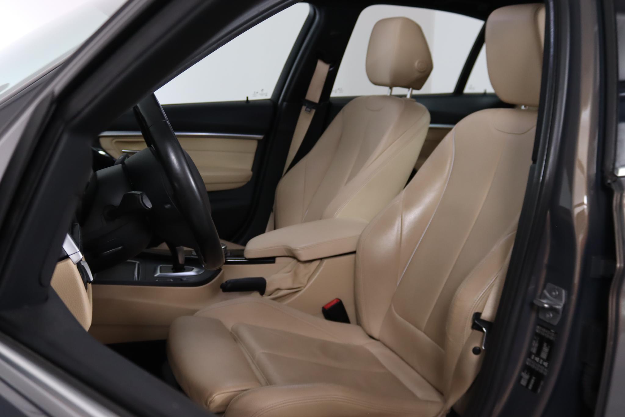 Foto van BMW 320i