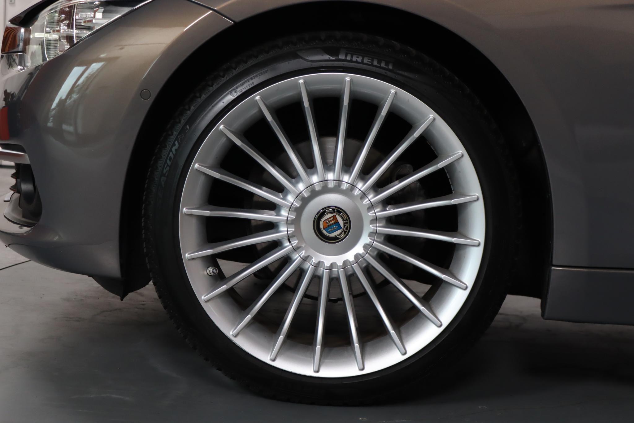 Foto van BMW 320i