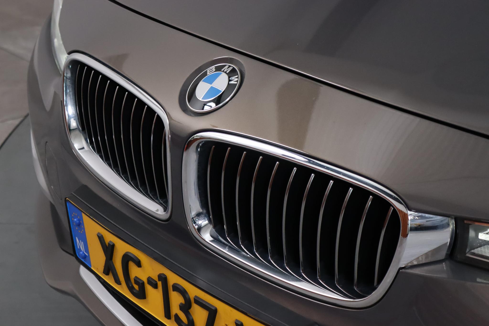 Foto van BMW 320i
