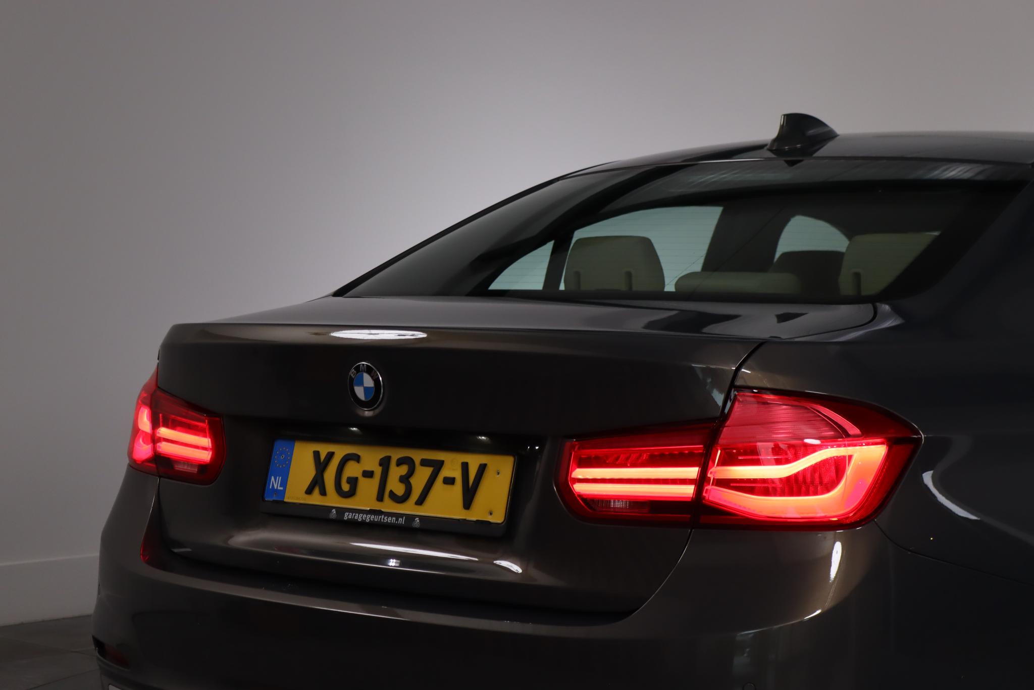 Foto van BMW 320i