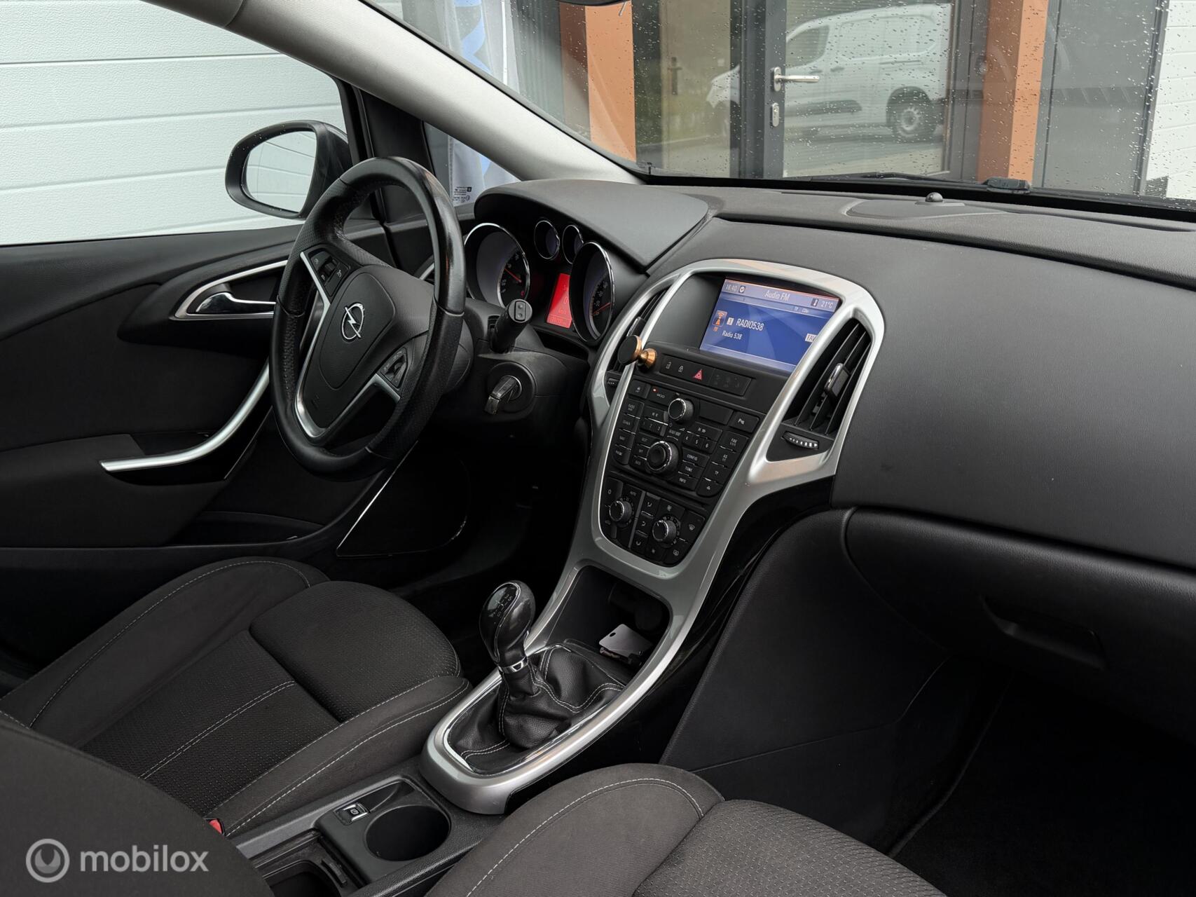 Foto van Opel Astra Sports Tourer
