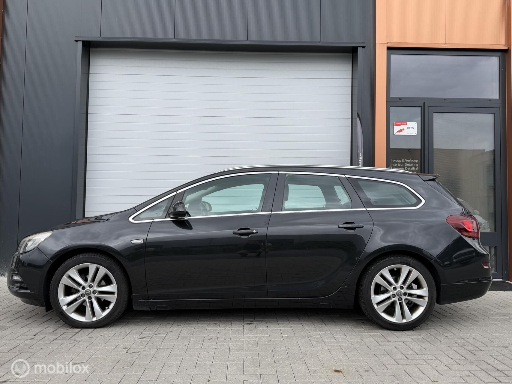 Foto van Opel Astra Sports Tourer