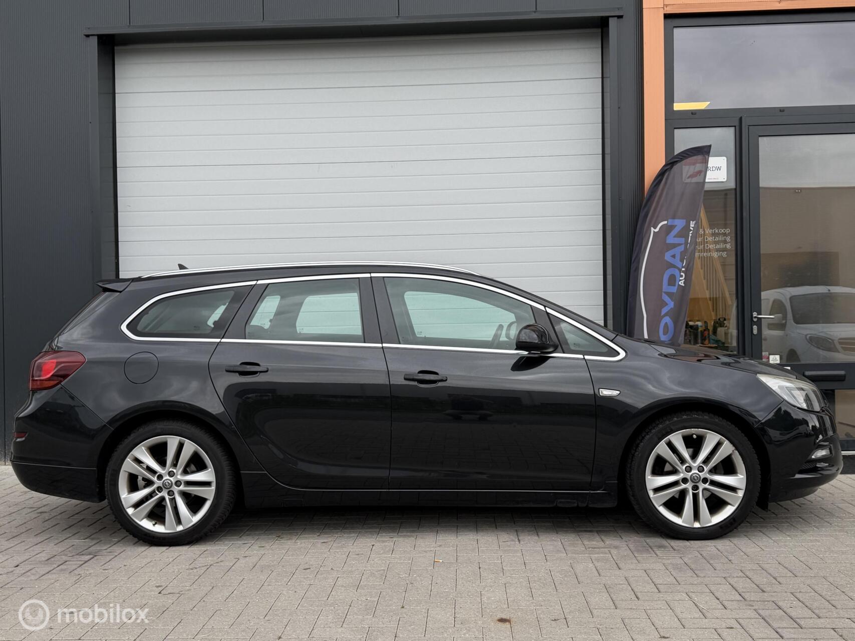 Foto van Opel Astra Sports Tourer