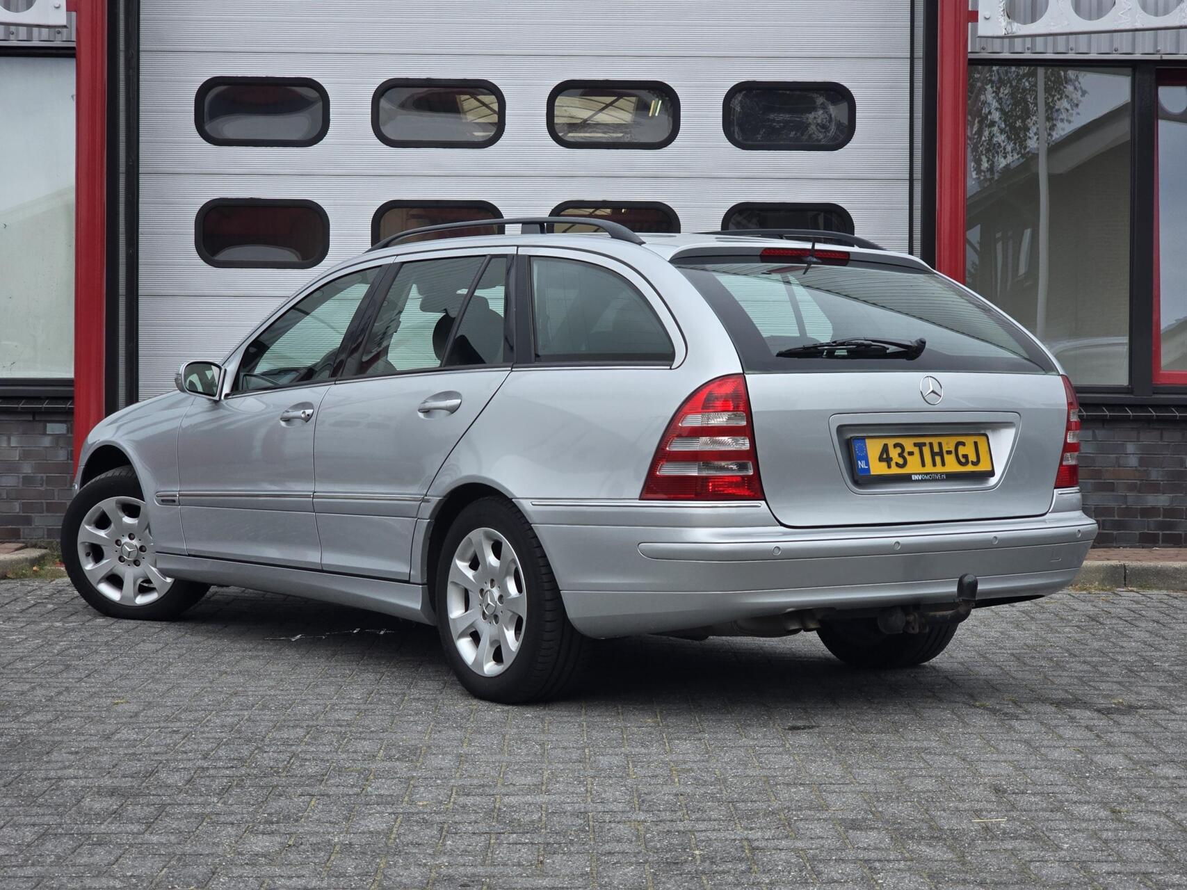 Foto van Mercedes-Benz C 180 Kompressor