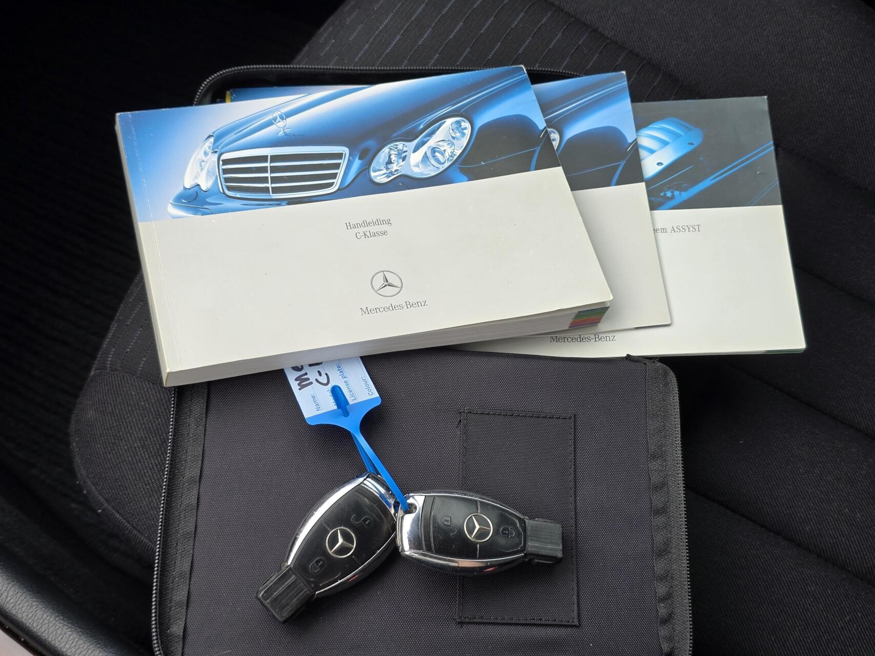 Foto van Mercedes-Benz C 180 Kompressor