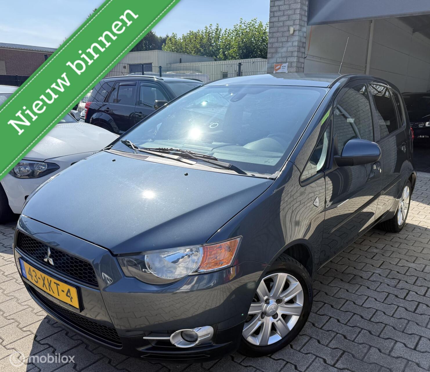 Mitsubishi Mitsubishi Colt 1.3 Edition Two / BJ 2012 / AUTOMAAT / N.A.P 2012 - voorkant