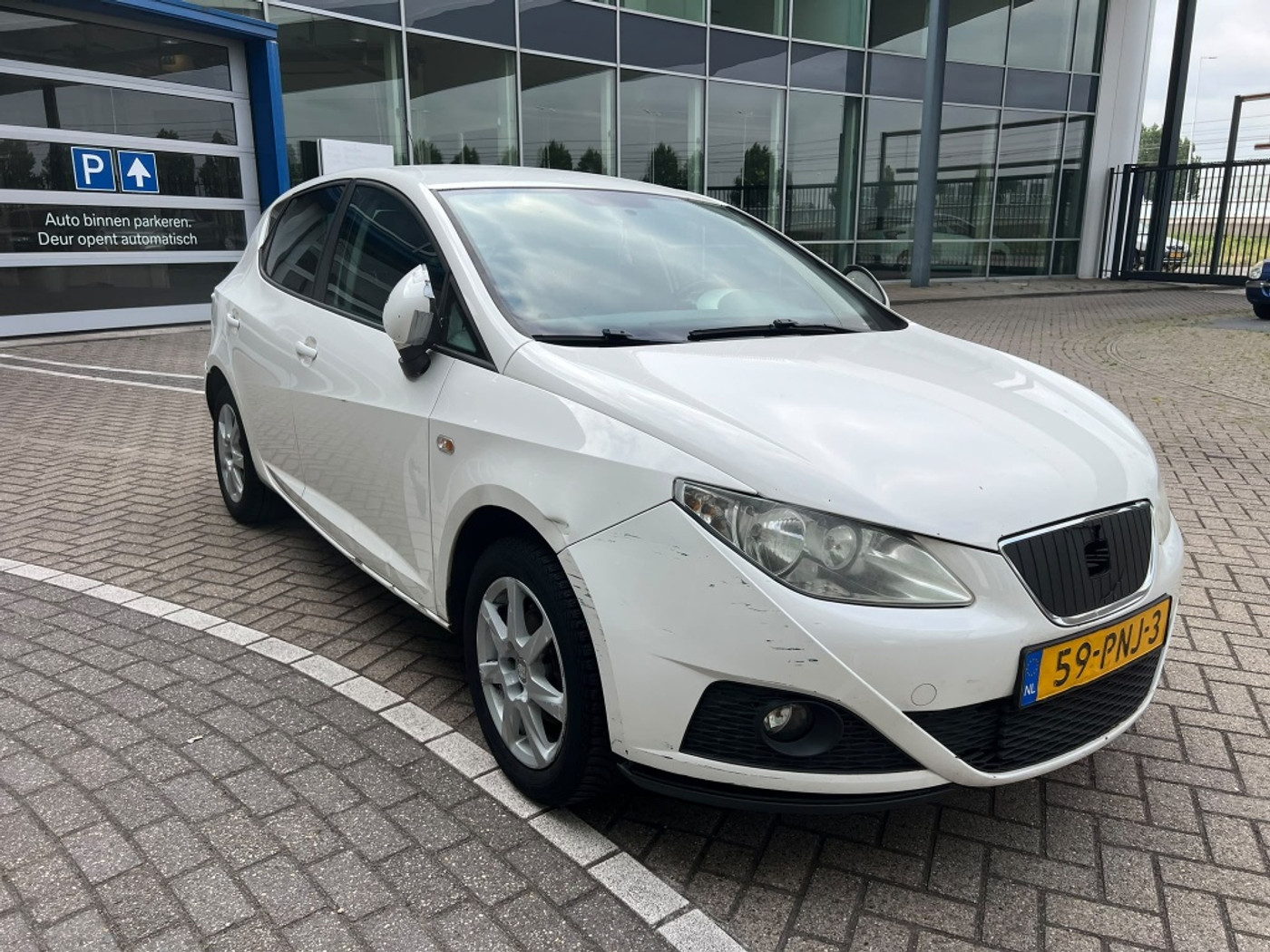 Seat Ibiza 1.2 TDI Style Eco. 2011 - voorkant