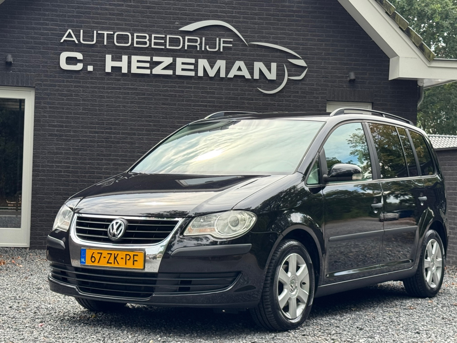Volkswagen Touran 1.4 TSI Optive 7 persoons zeer goed onderhouden Cruise & Climate Control Trekhaak Sportvelgen 2008 - voorkant