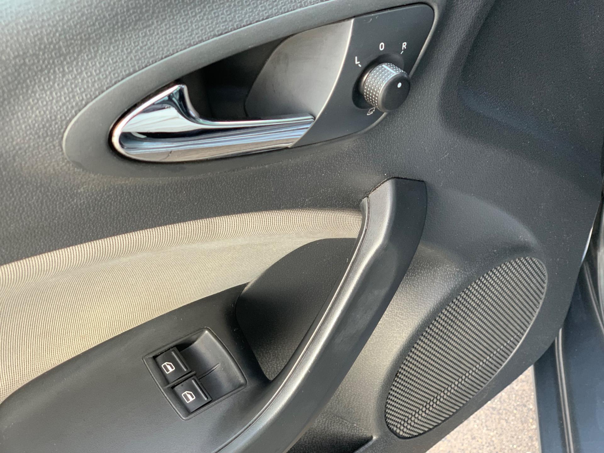 Foto van Seat Ibiza ST