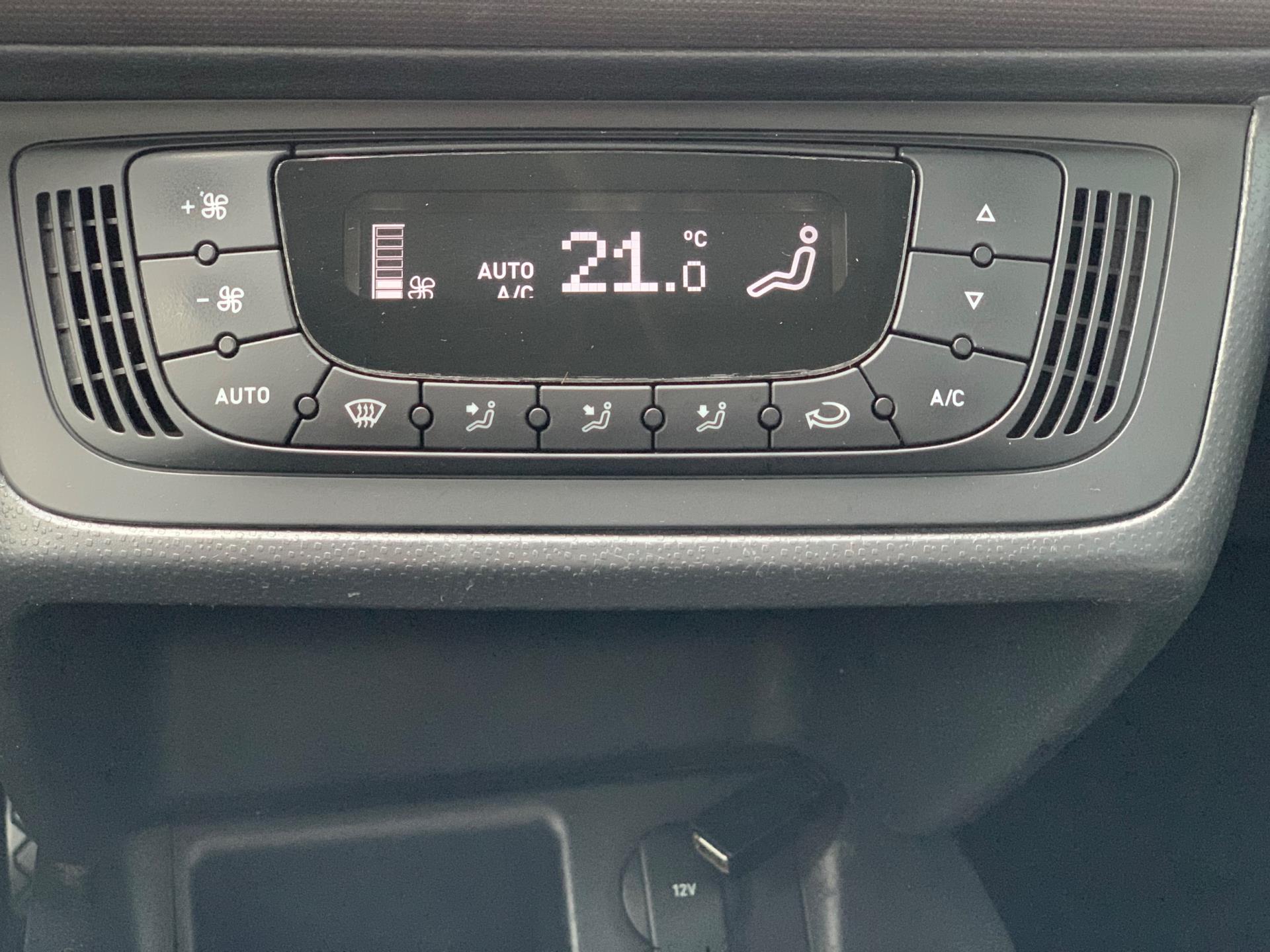 Foto van Seat Ibiza ST