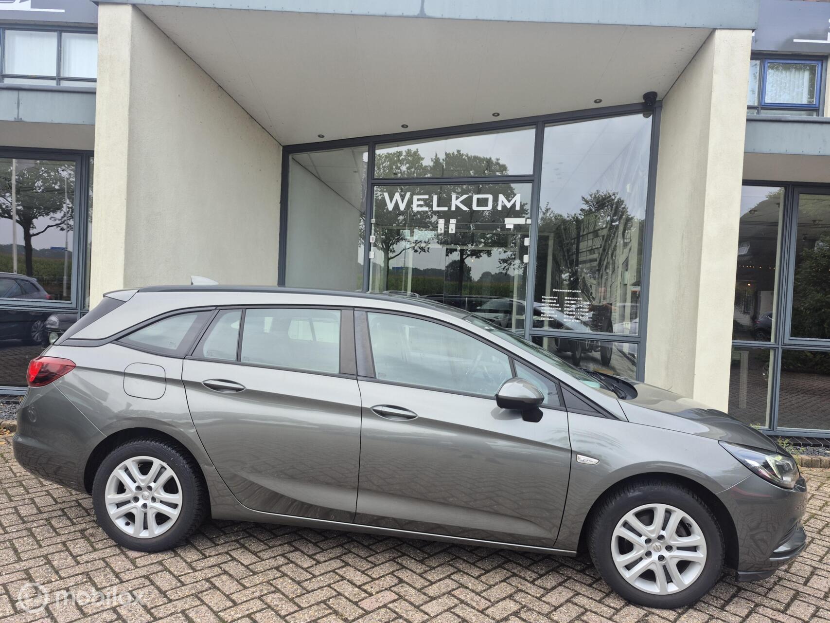 Foto van Opel Astra Sports Tourer