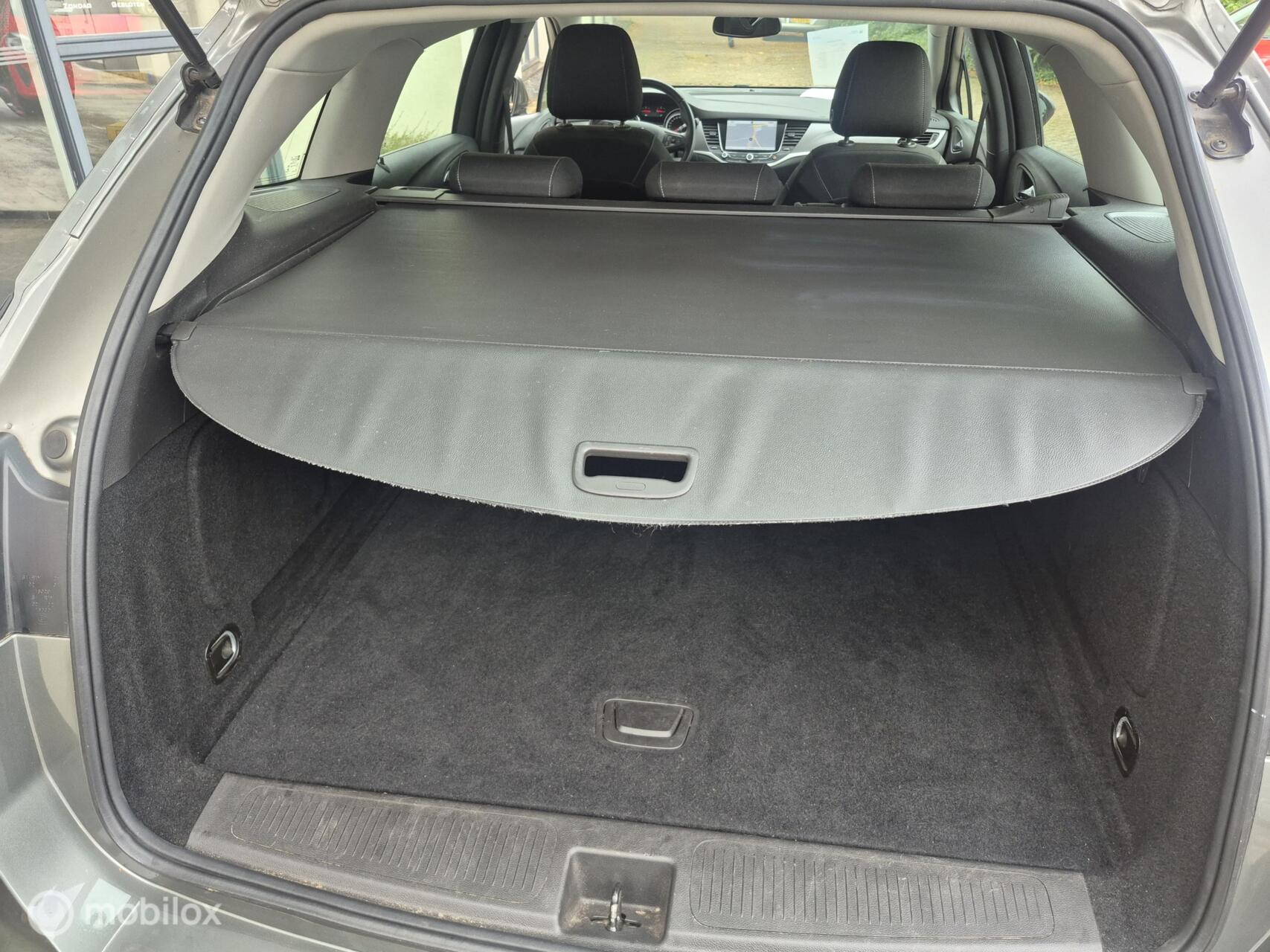 Foto van Opel Astra Sports Tourer