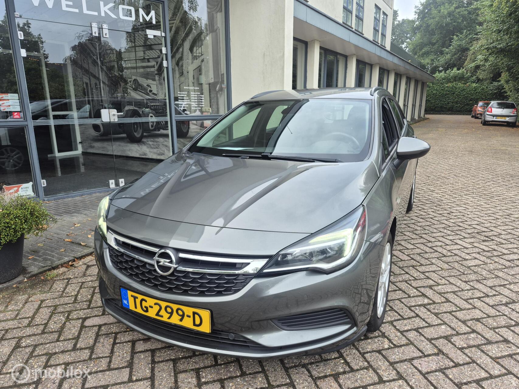 Foto van Opel Astra Sports Tourer
