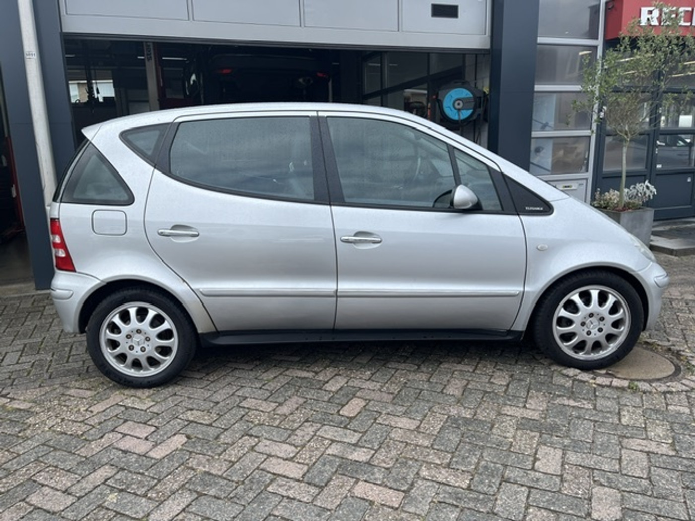 Foto van Mercedes-Benz A 190