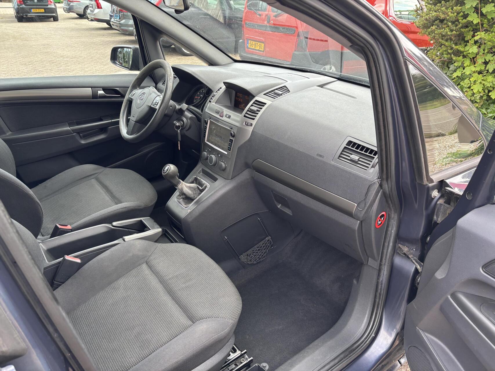 Foto van Opel Zafira
