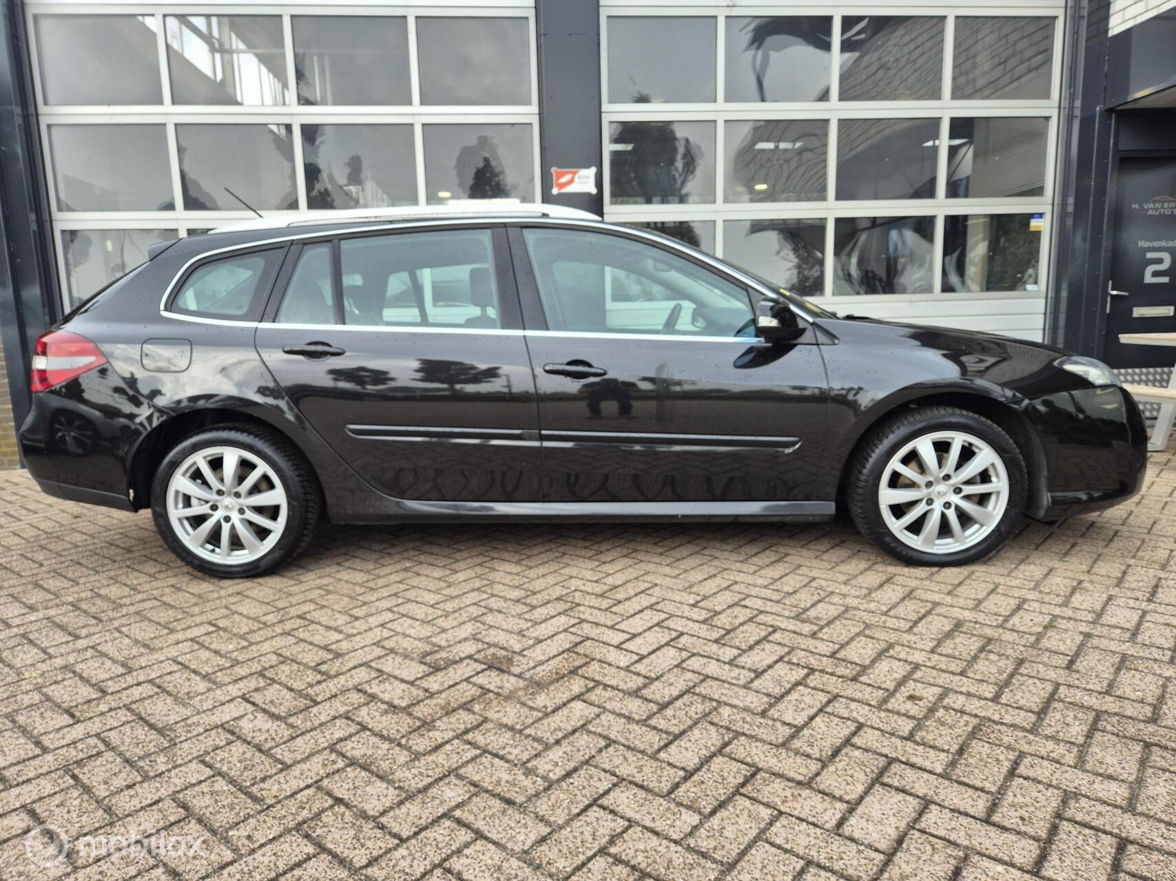 Foto van Renault Laguna Estate
