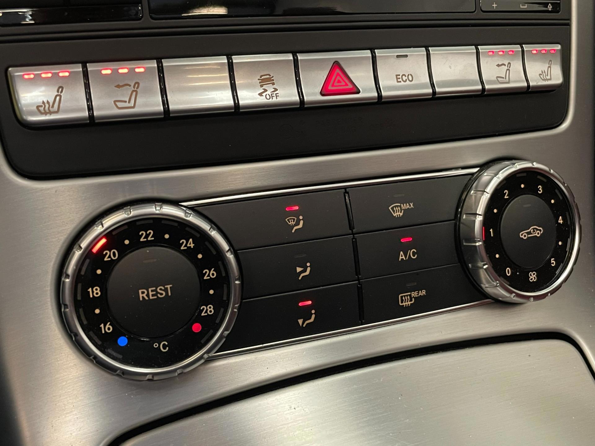 Foto van Mercedes-Benz SLK 200