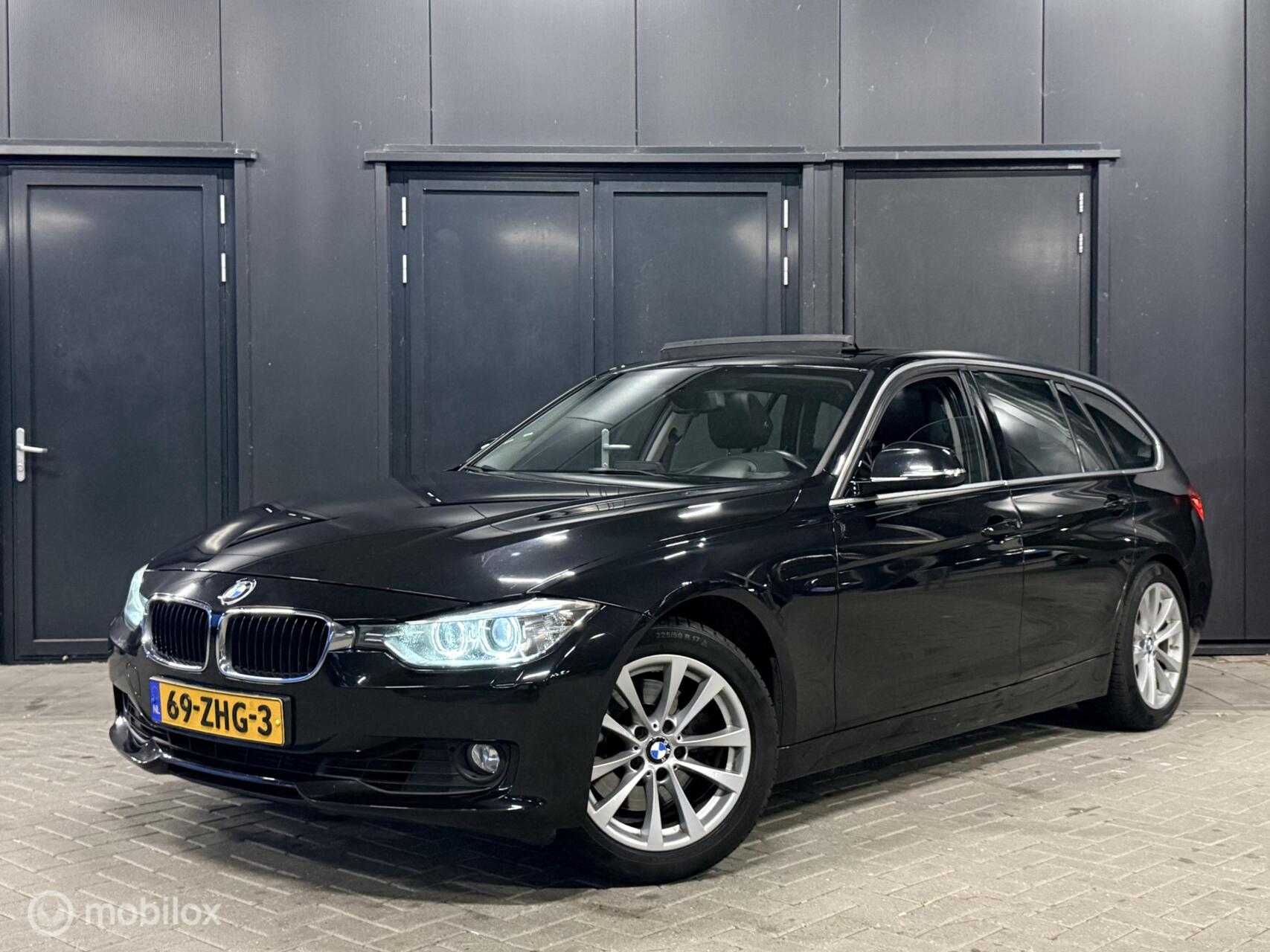 BMW 3er Reihe 328i Upgrade Edition/HUD/Pano/leder/led 2012 - voorkant
