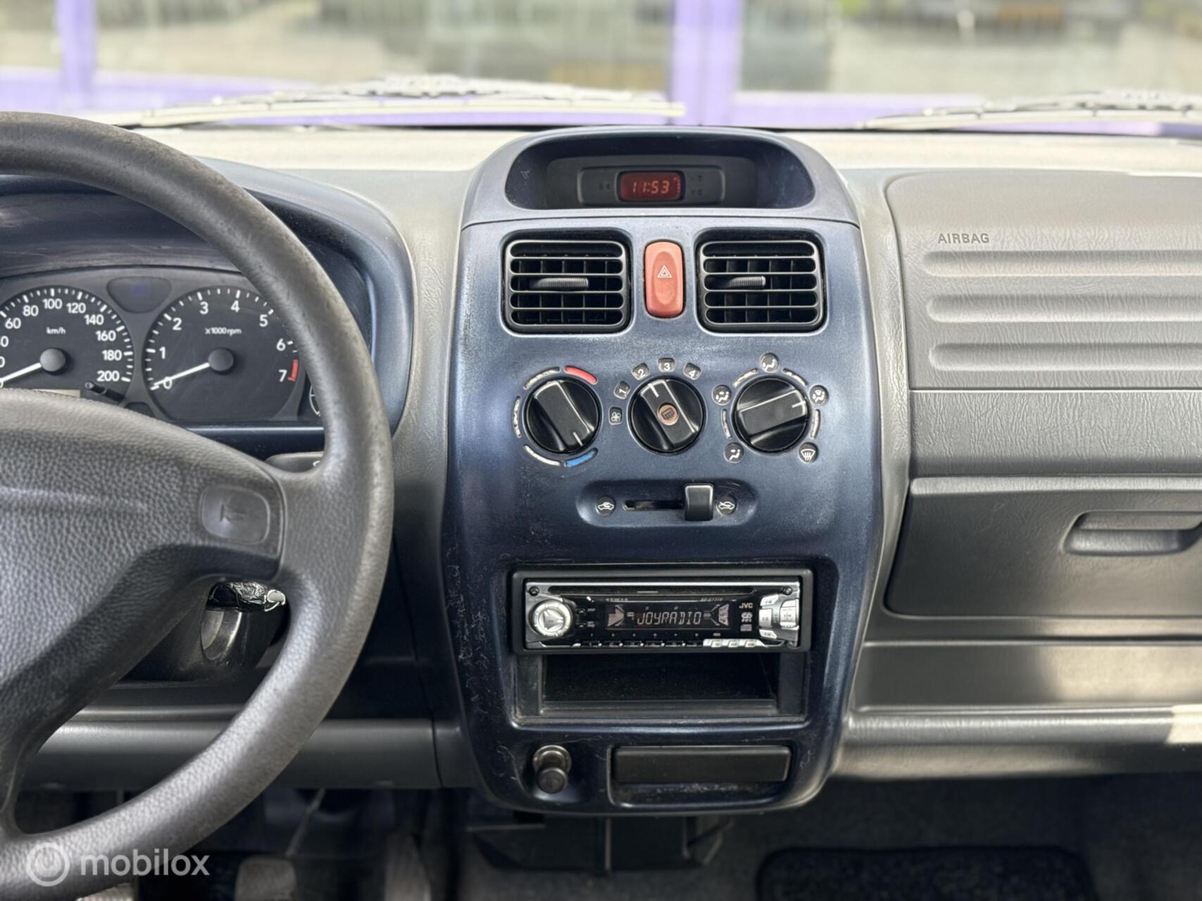 Foto van Suzuki Wagon R