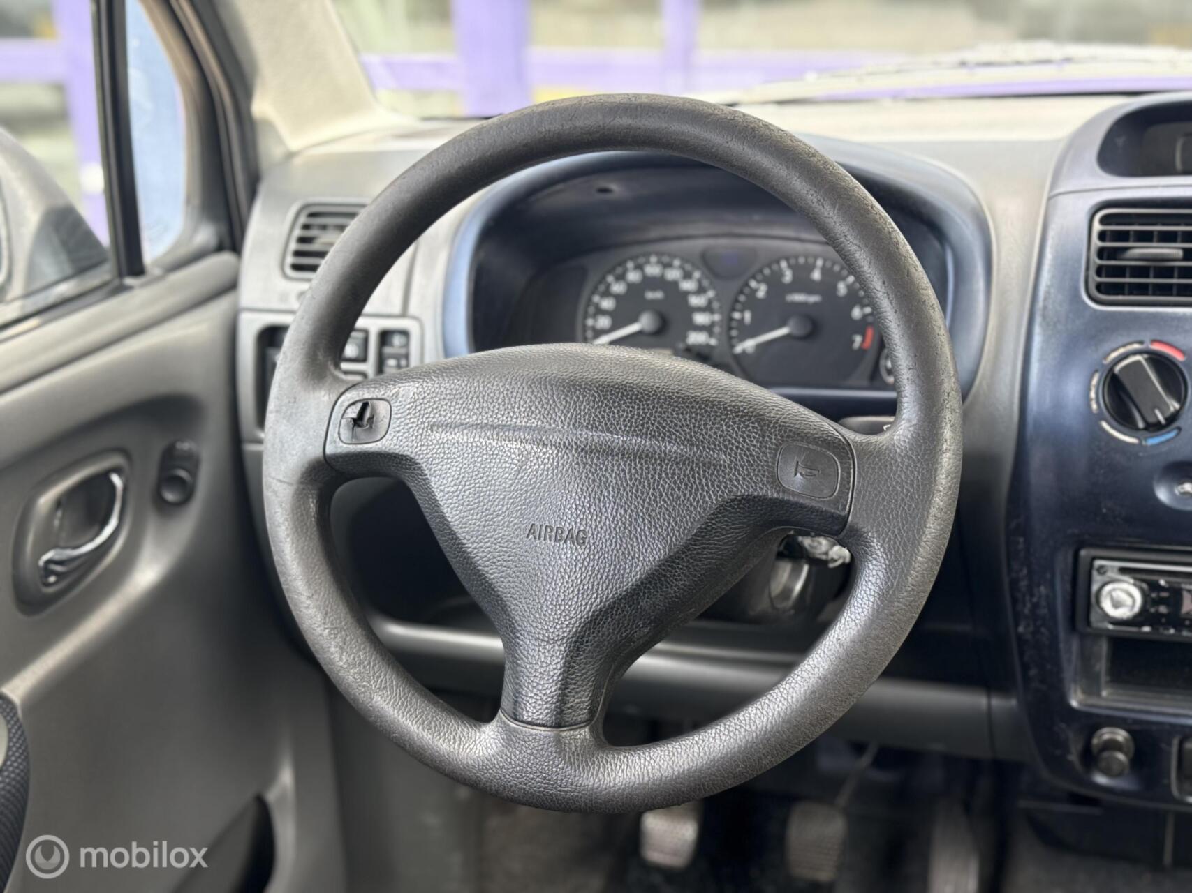 Foto van Suzuki Wagon R