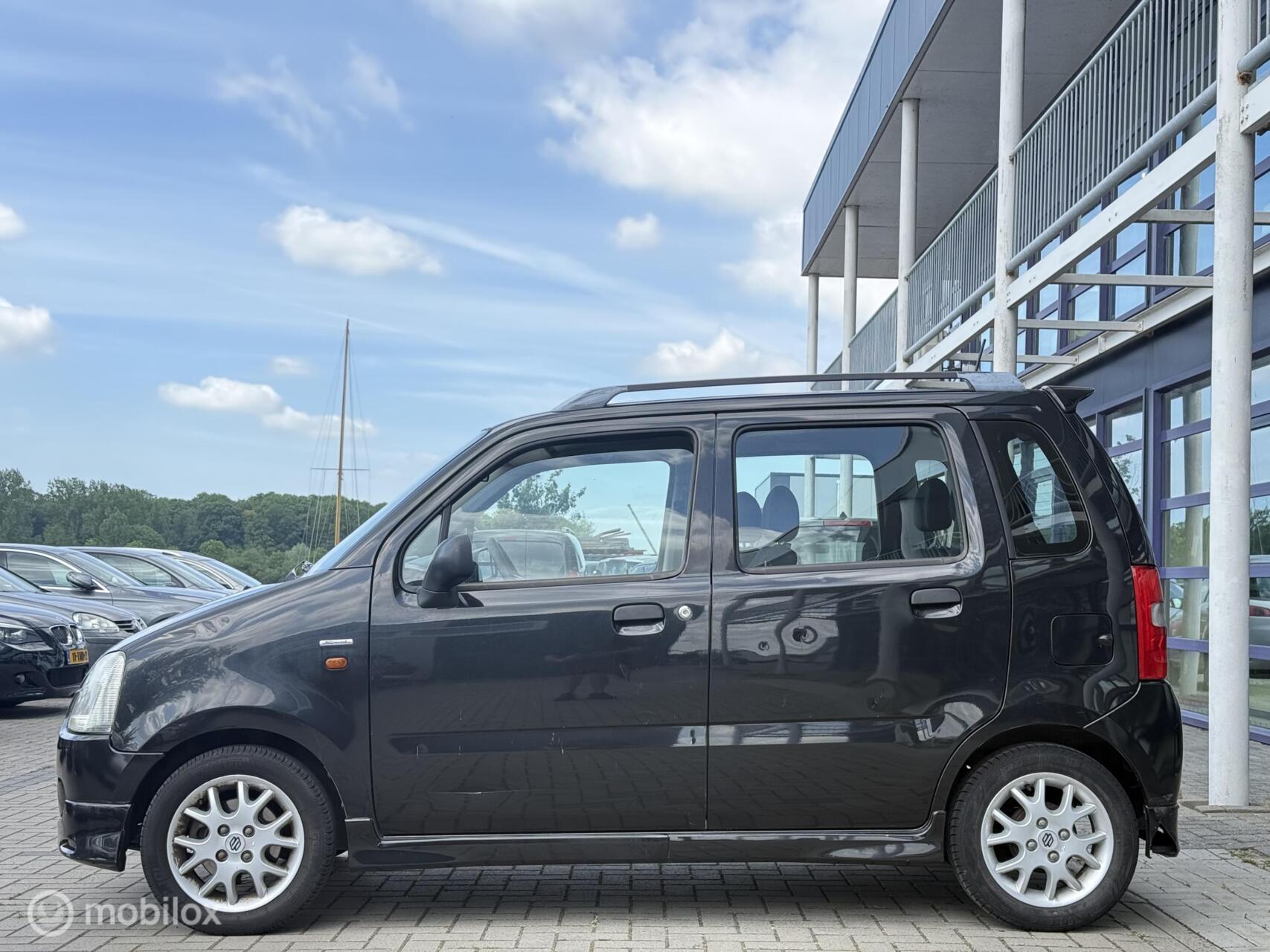 Foto van Suzuki Wagon R