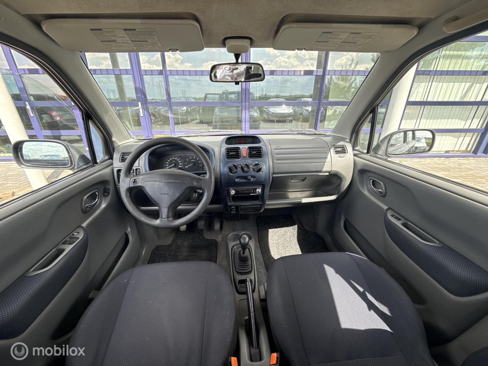 Foto van Suzuki Wagon R