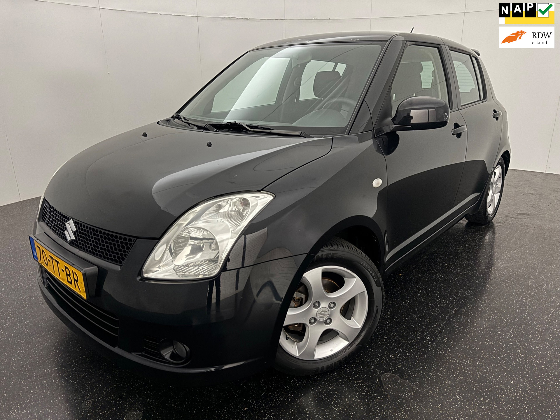 Suzuki Swift 1.3 Shogun Airco/Trekhaak 2007 - voorkant