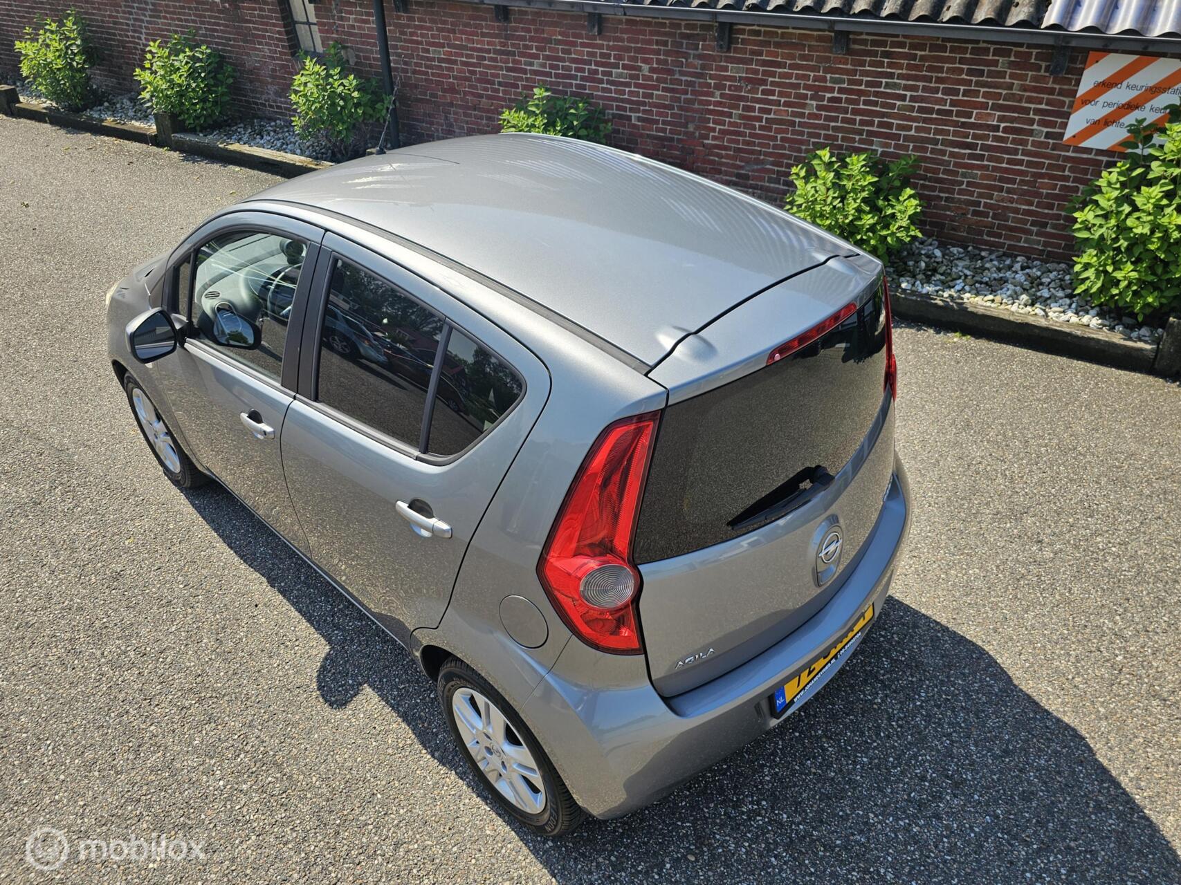 Foto van Opel Agila
