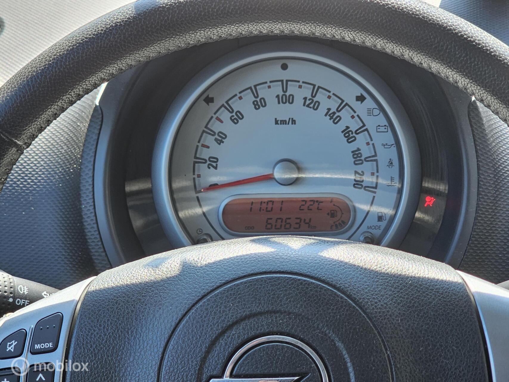 Foto van Opel Agila