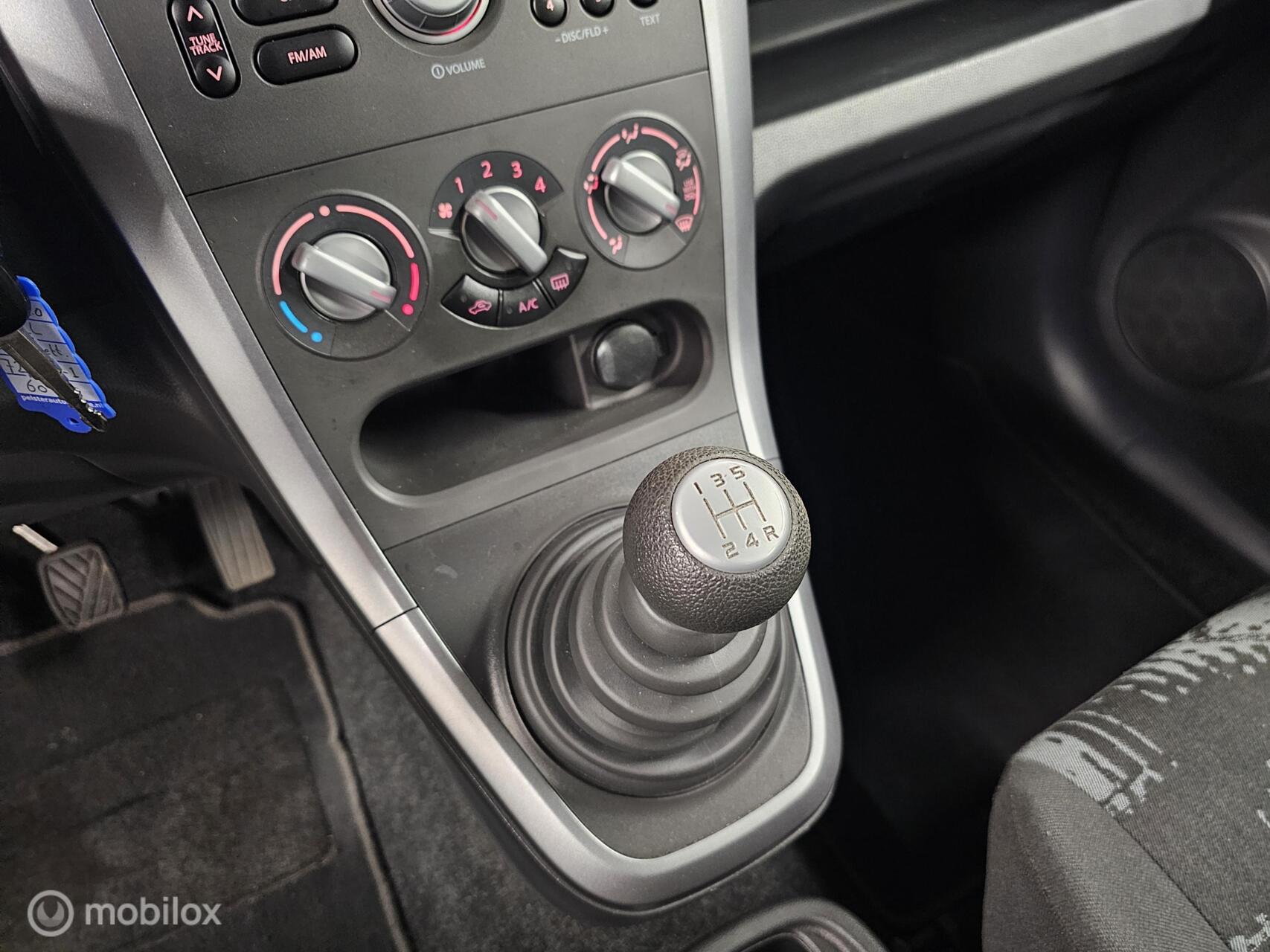 Foto van Opel Agila