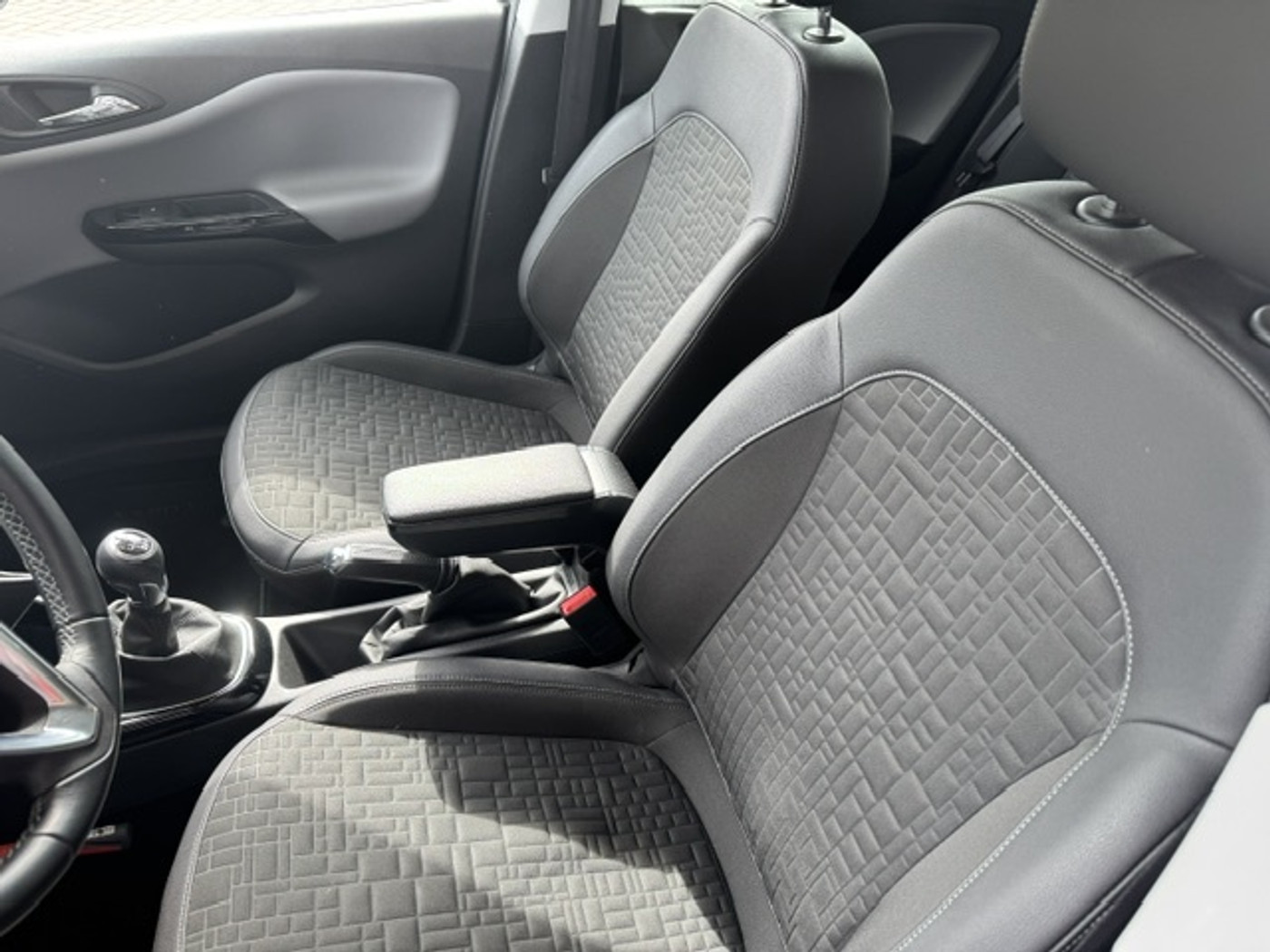 Foto van Opel Corsa-e