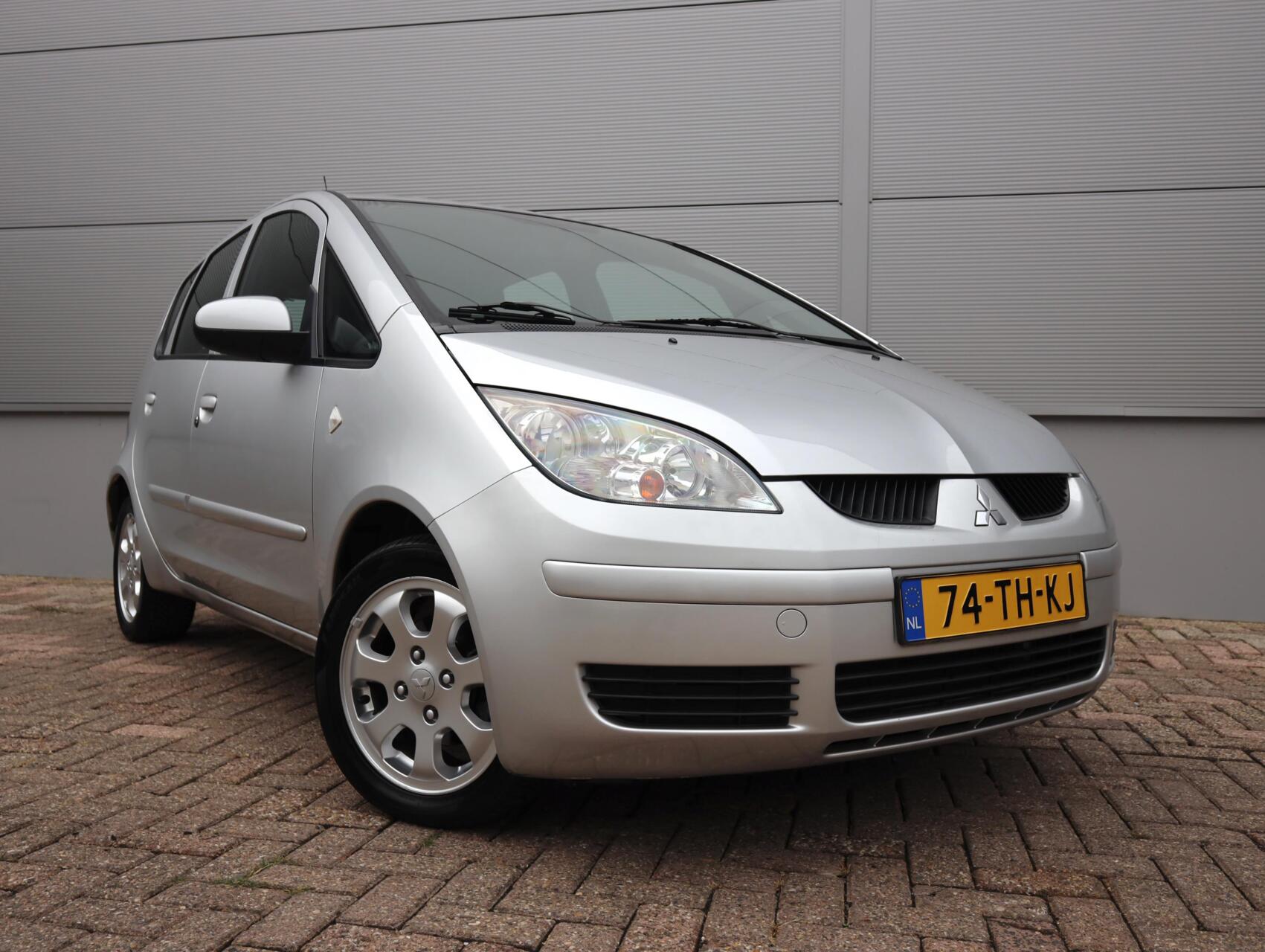 Foto van Mitsubishi Mitsubishi Colt