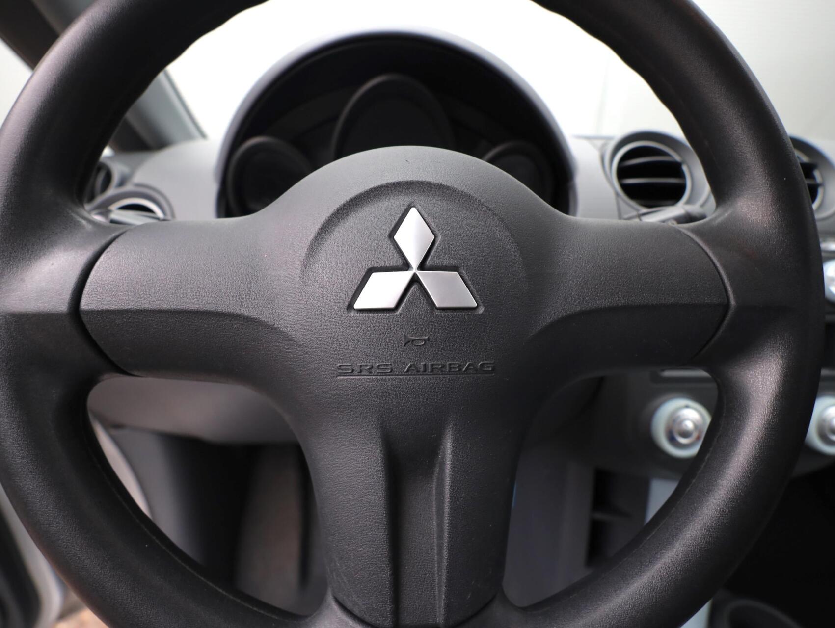 Foto van Mitsubishi Mitsubishi Colt