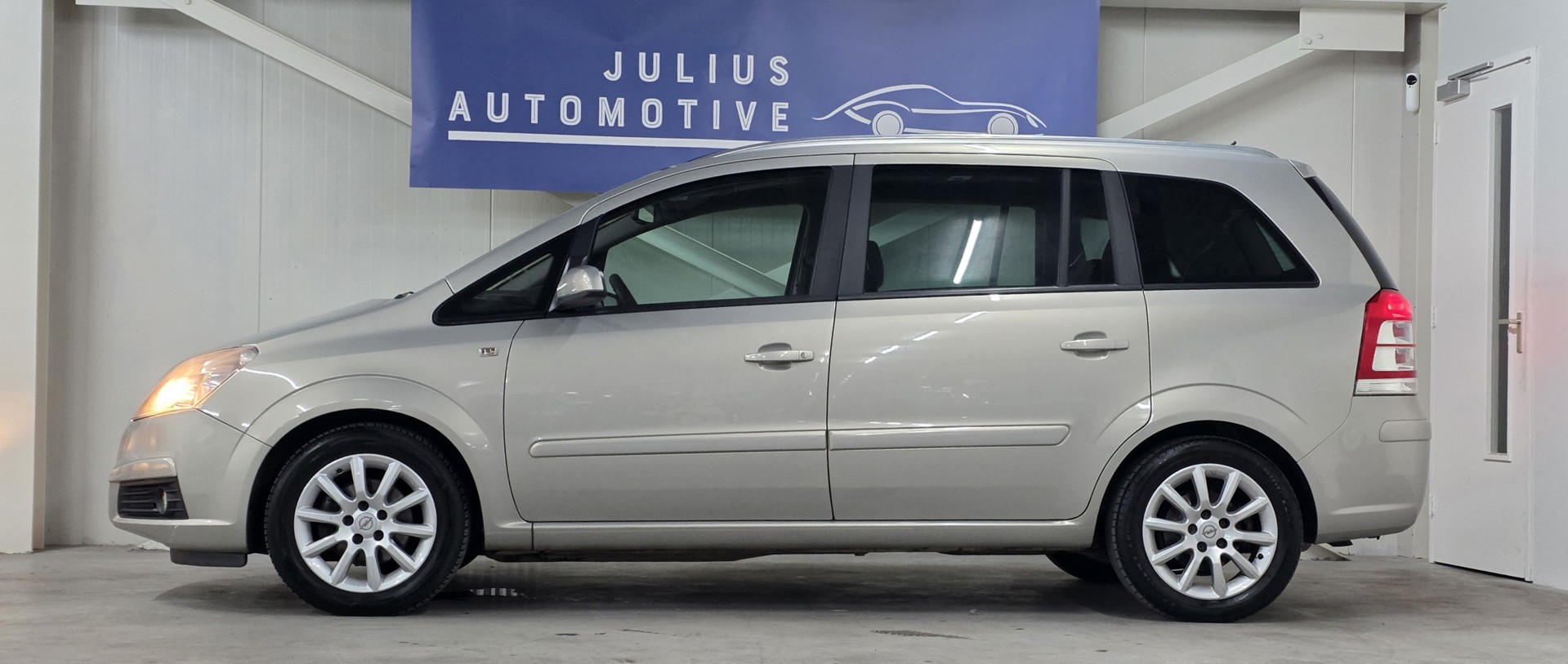 Foto van Opel Zafira