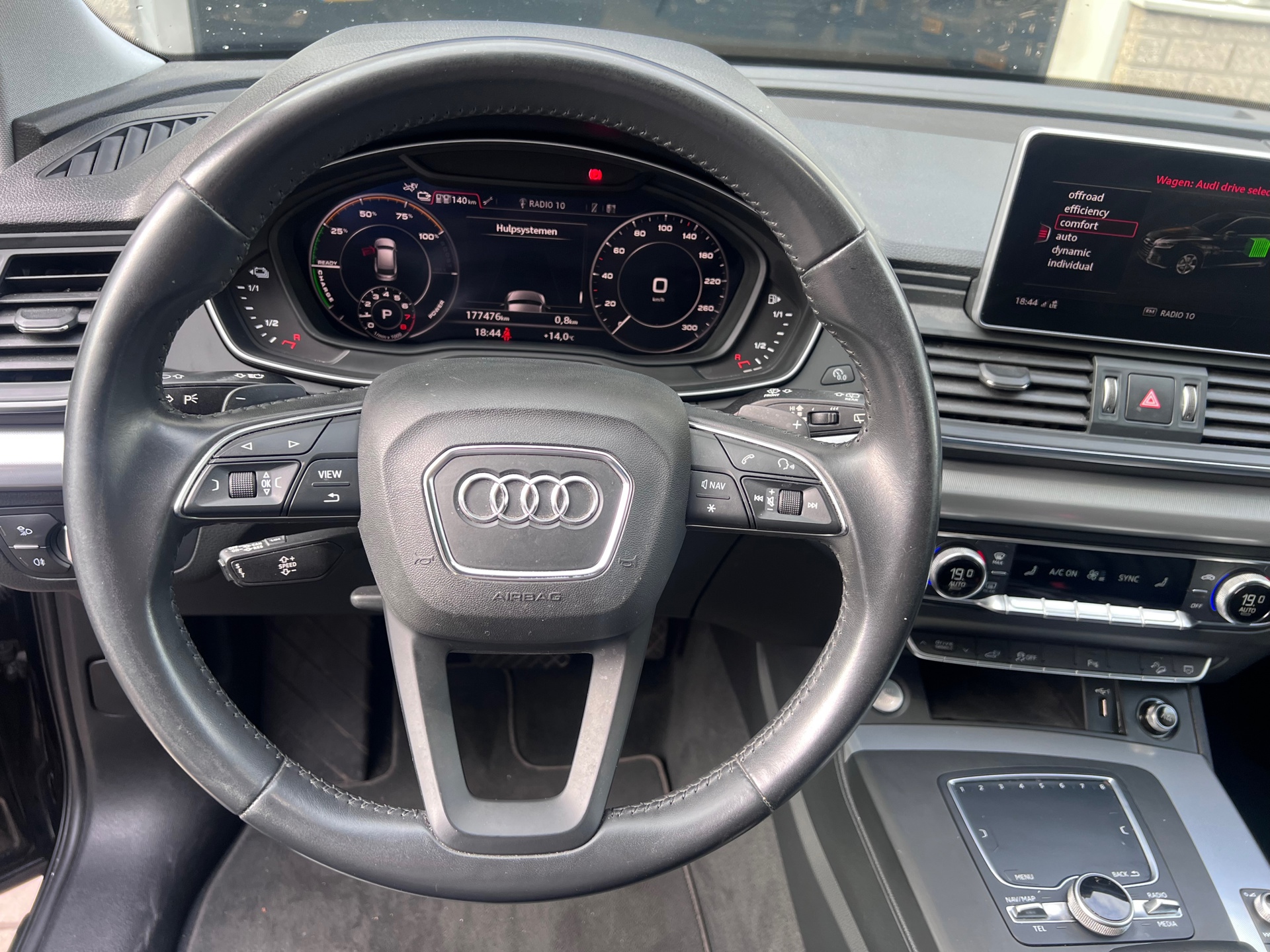Foto van Audi Q5 55 TFSI E