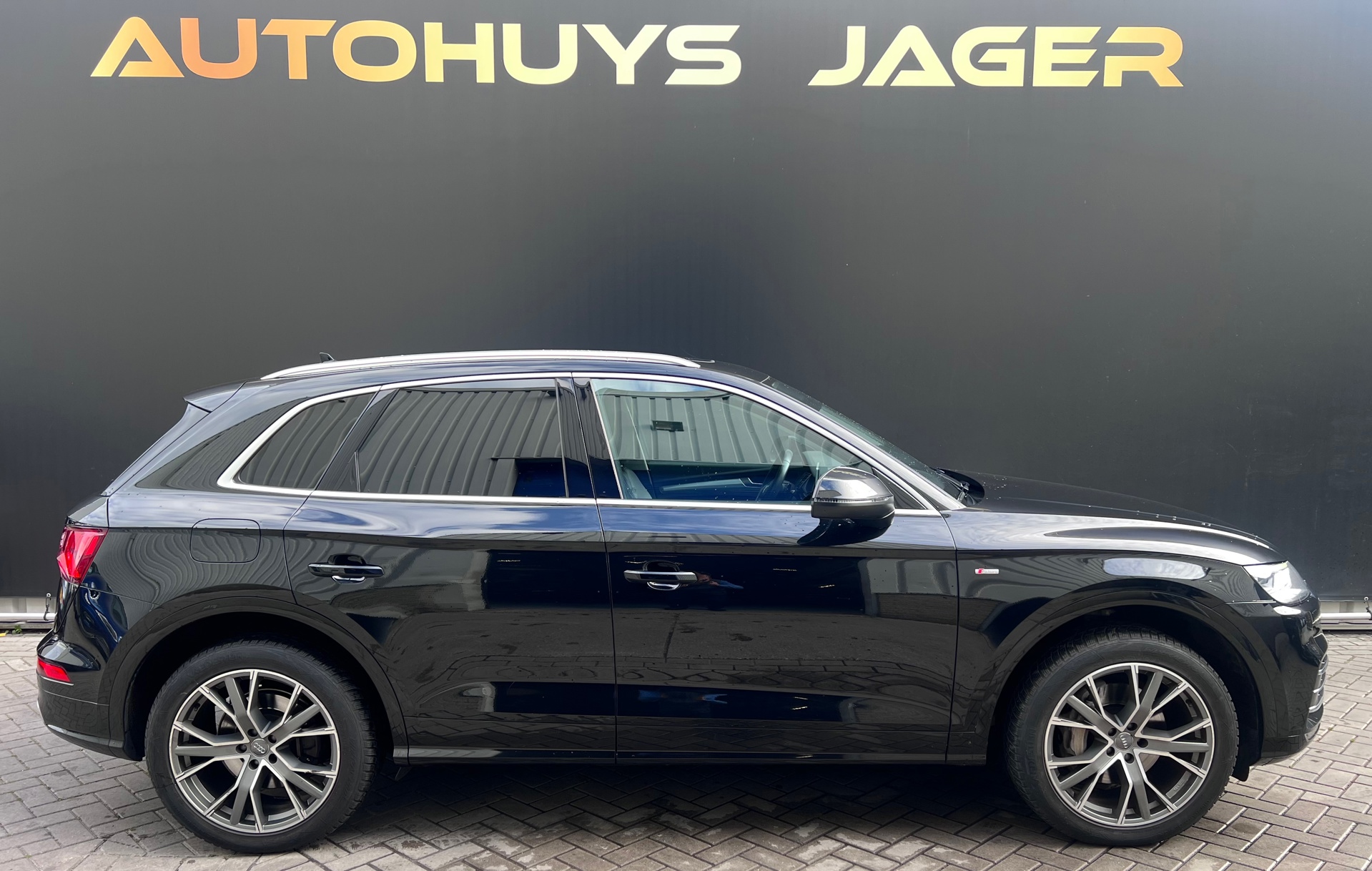 Foto van Audi Q5 55 TFSI E