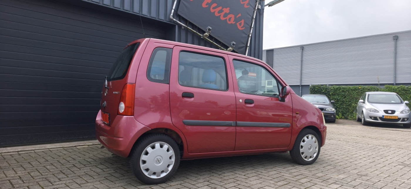 Foto van Opel Agila