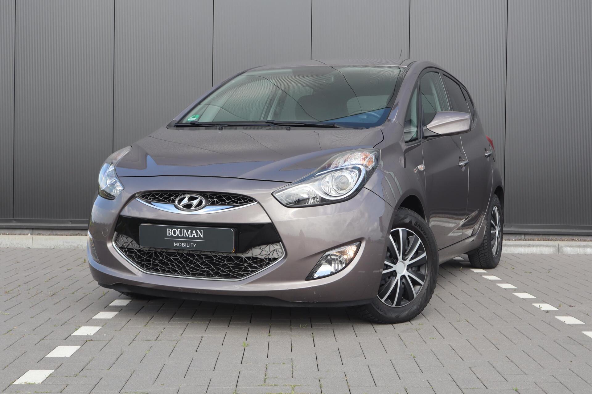Hyundai Ix20 1.6i i-Vision, AUTOMAAT, CLIMATE, PDC, CRUISE 2013 - voorkant