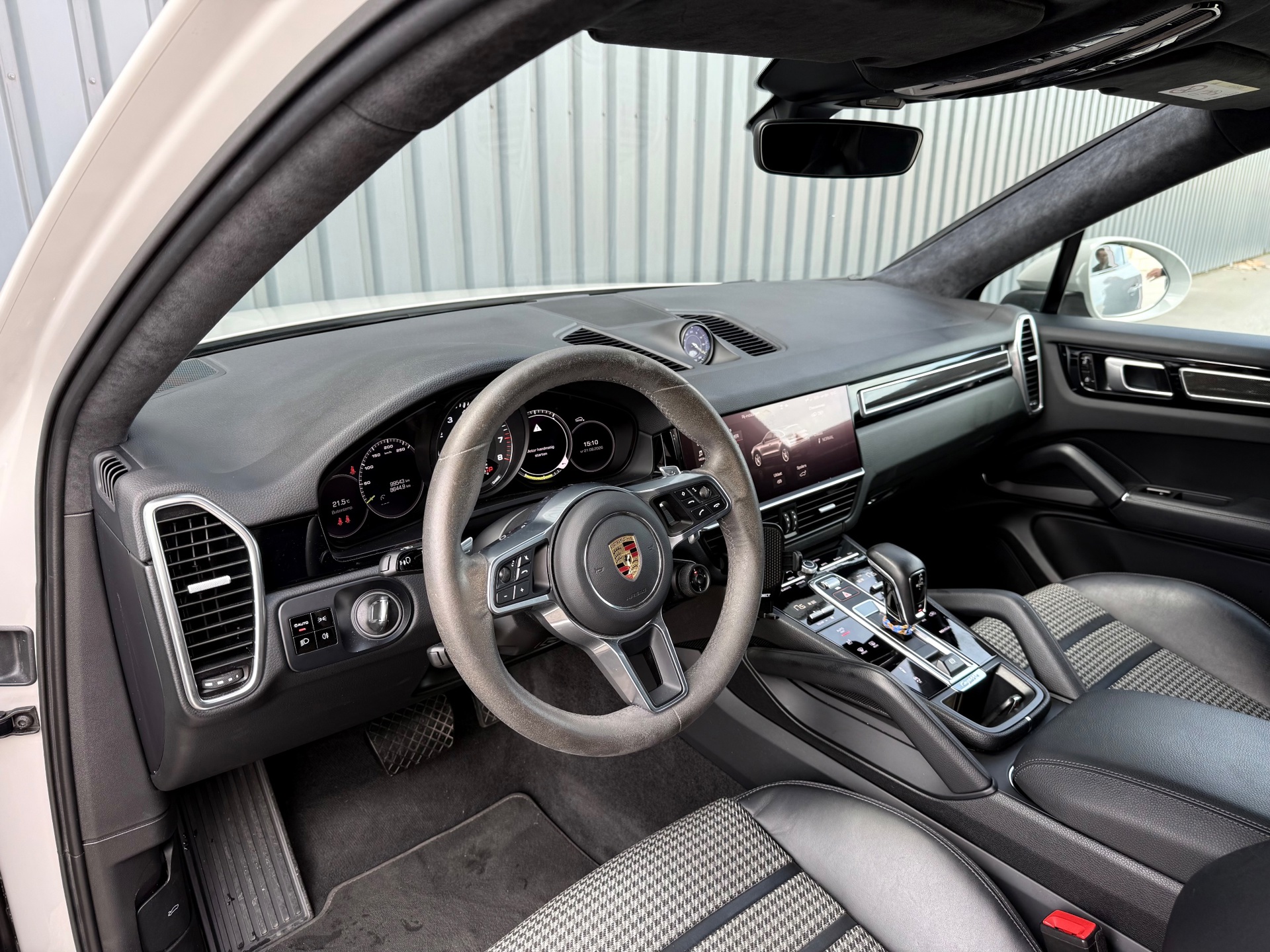 Foto van Porsche Cayenne E-hybrid