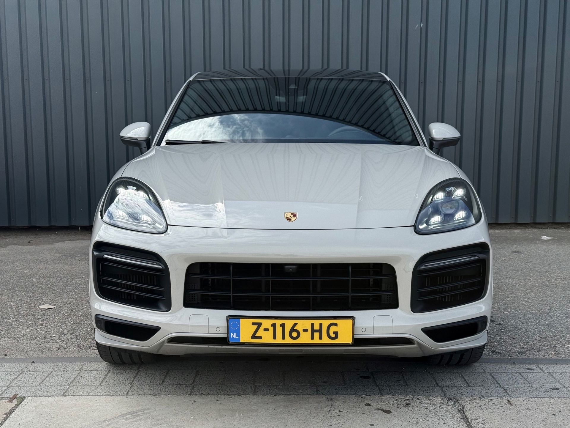 Foto van Porsche Cayenne E-hybrid