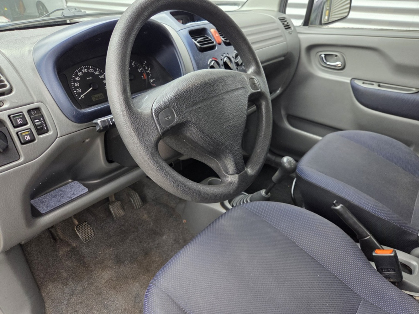 Foto van Suzuki Wagon R