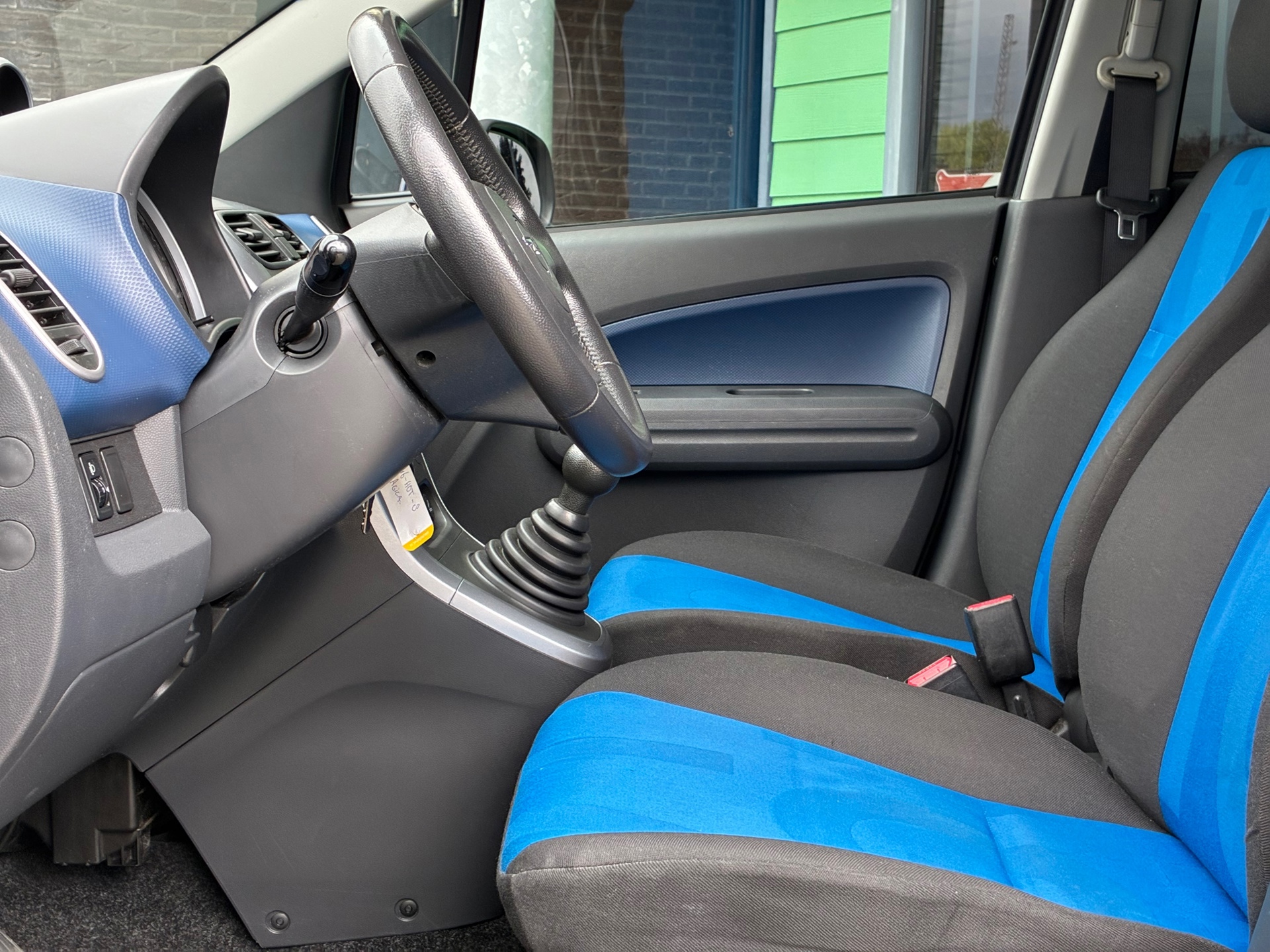 Foto van Opel Agila