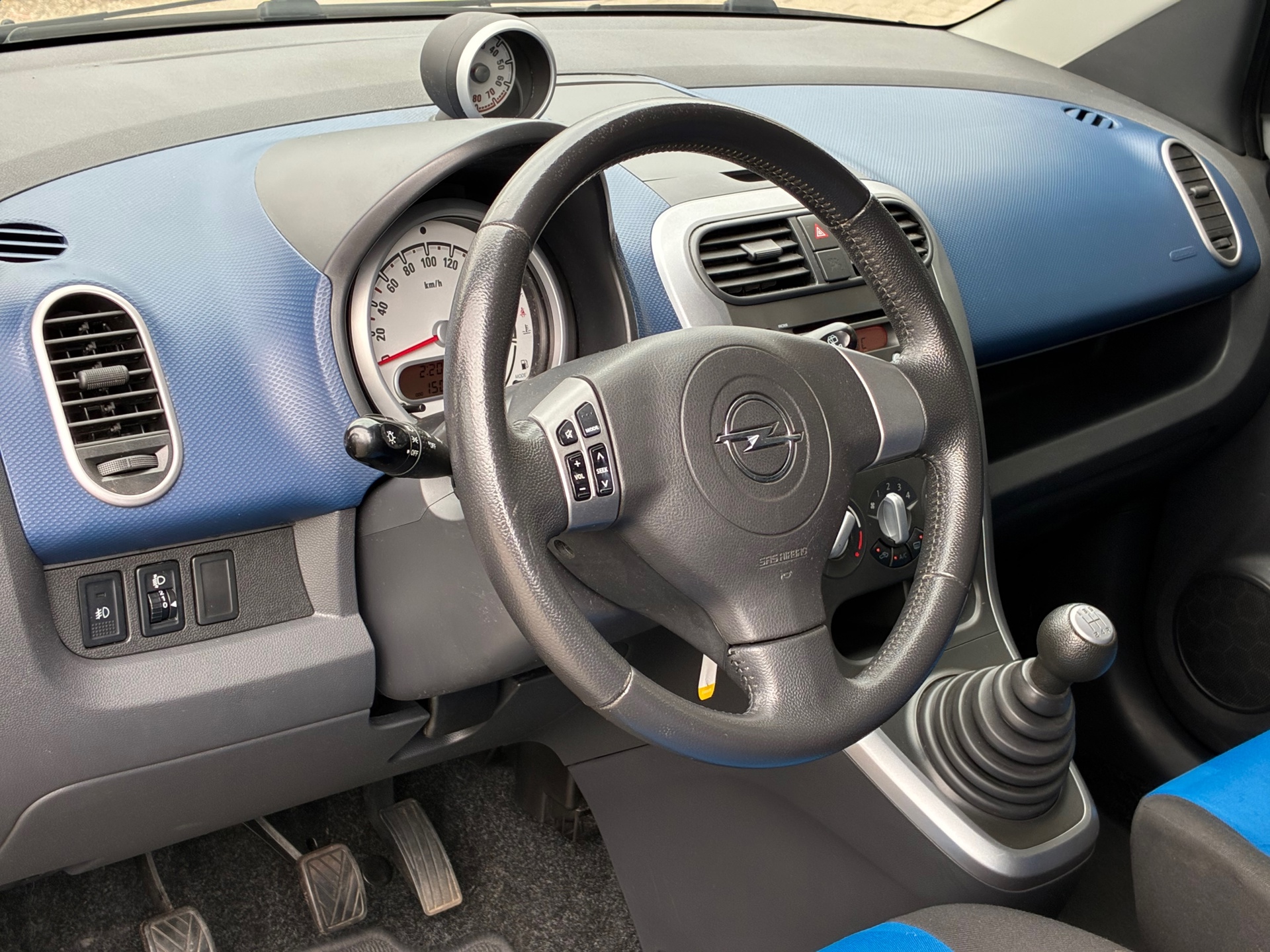 Foto van Opel Agila