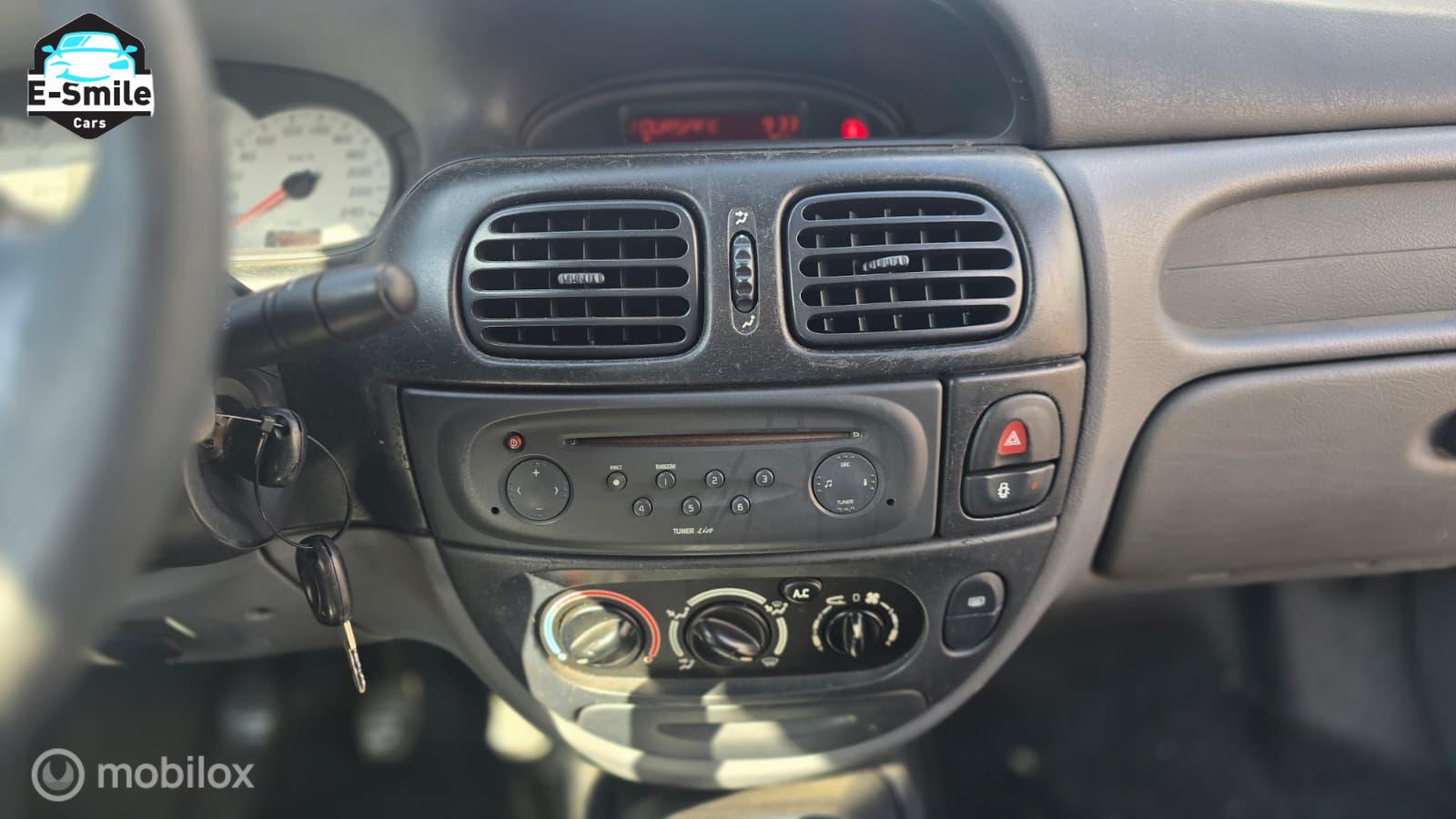 Foto van Renault Megane Cabriolet